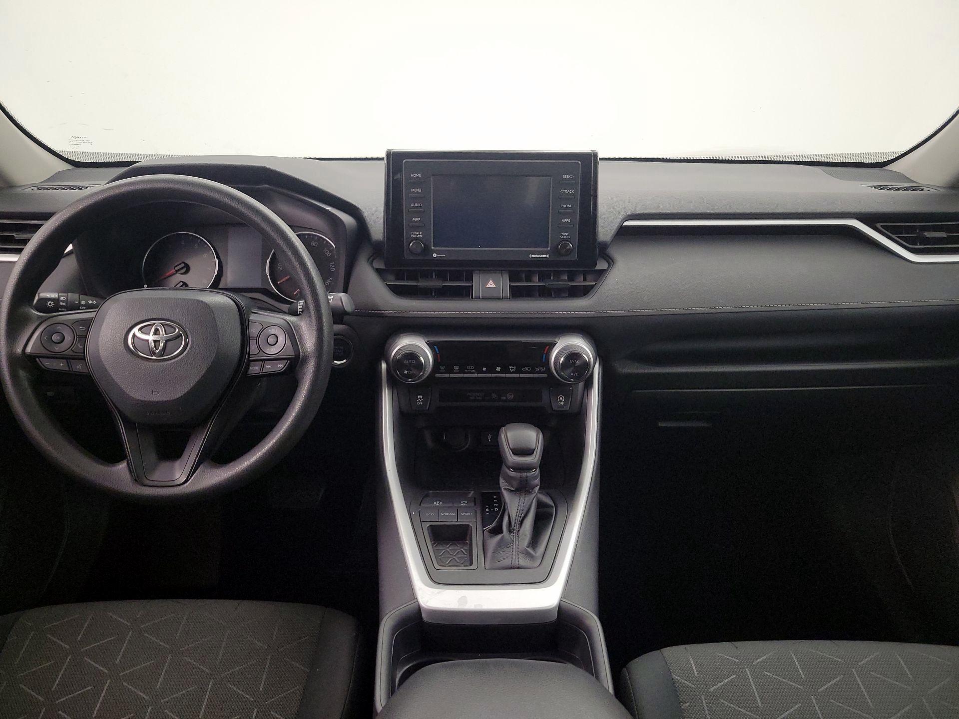 Thumbnail: 2020 Toyota RAV4 - 9
