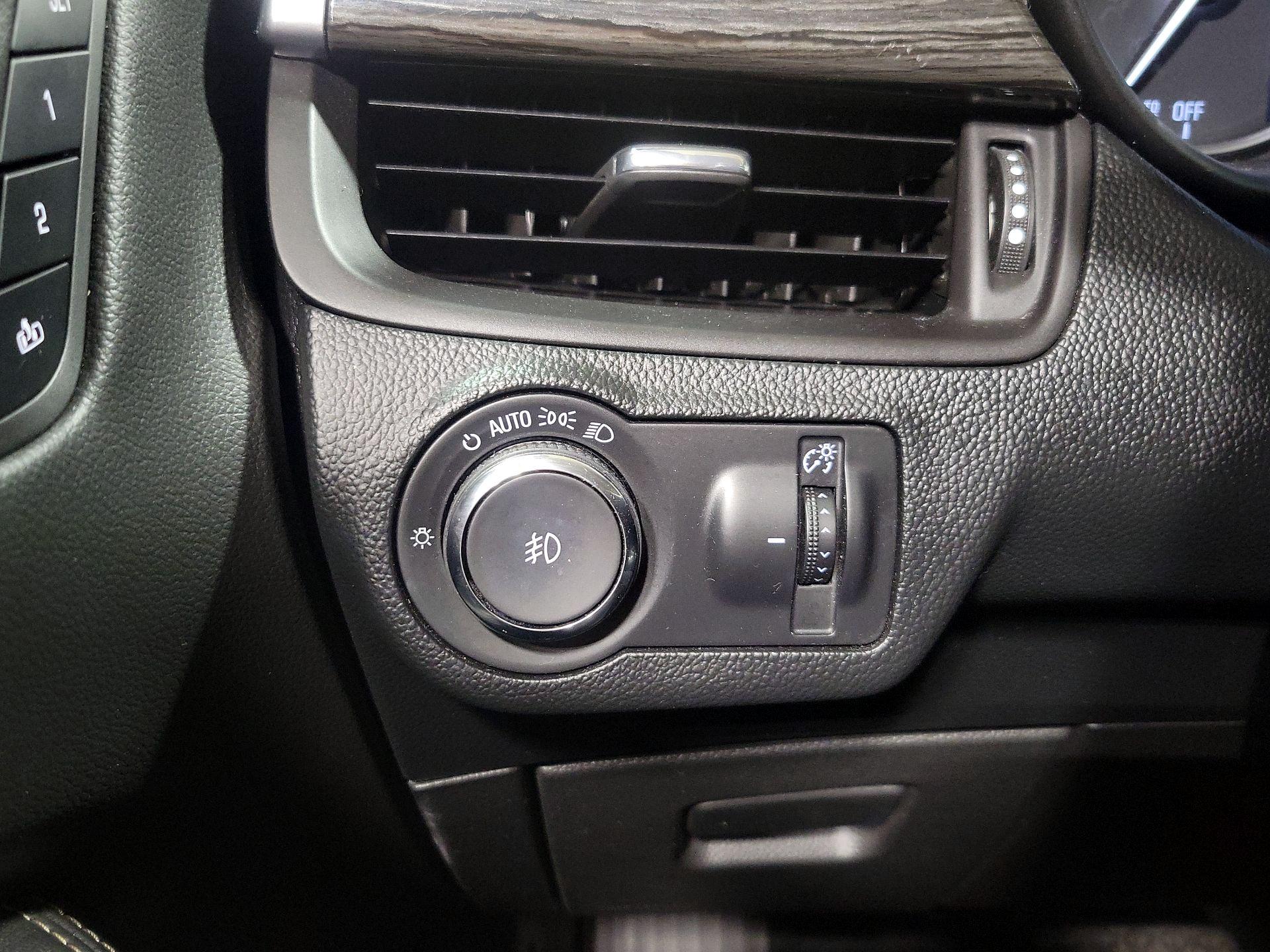 Thumbnail: 2017 Buick Envision - 13