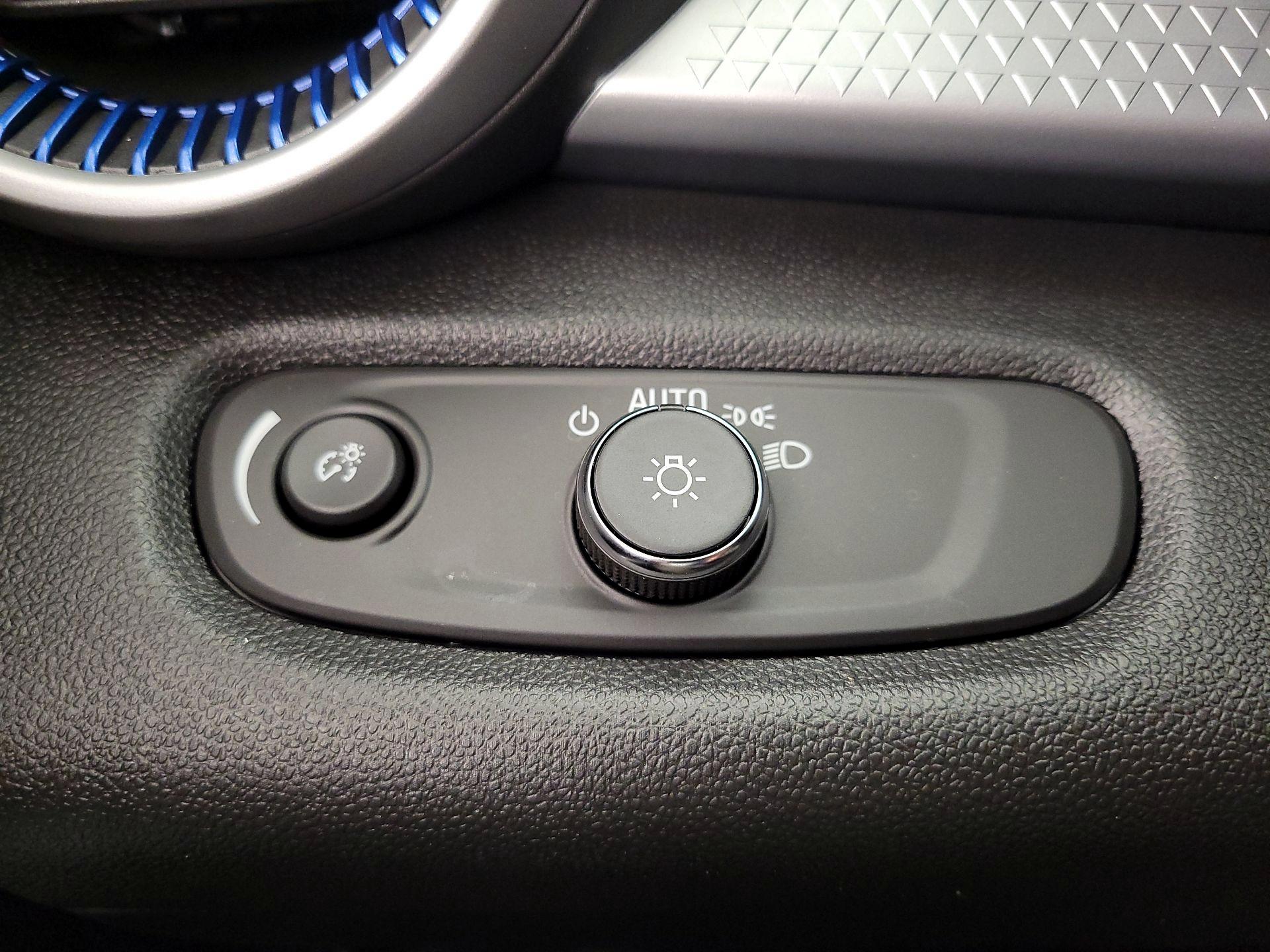 Thumbnail: 2025 Chevrolet Trax - 13