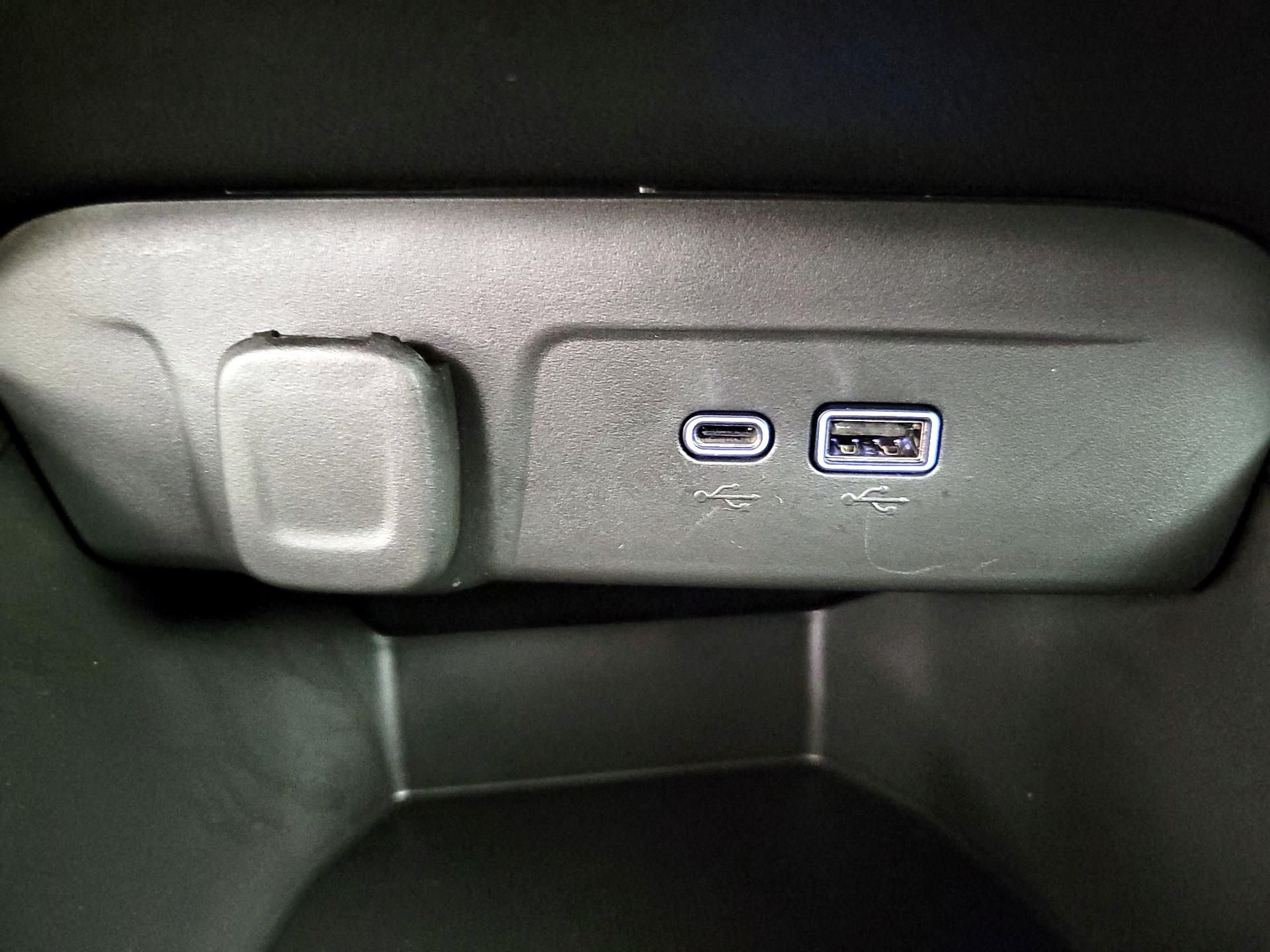 Thumbnail: 2025 Chevrolet Trax - 18