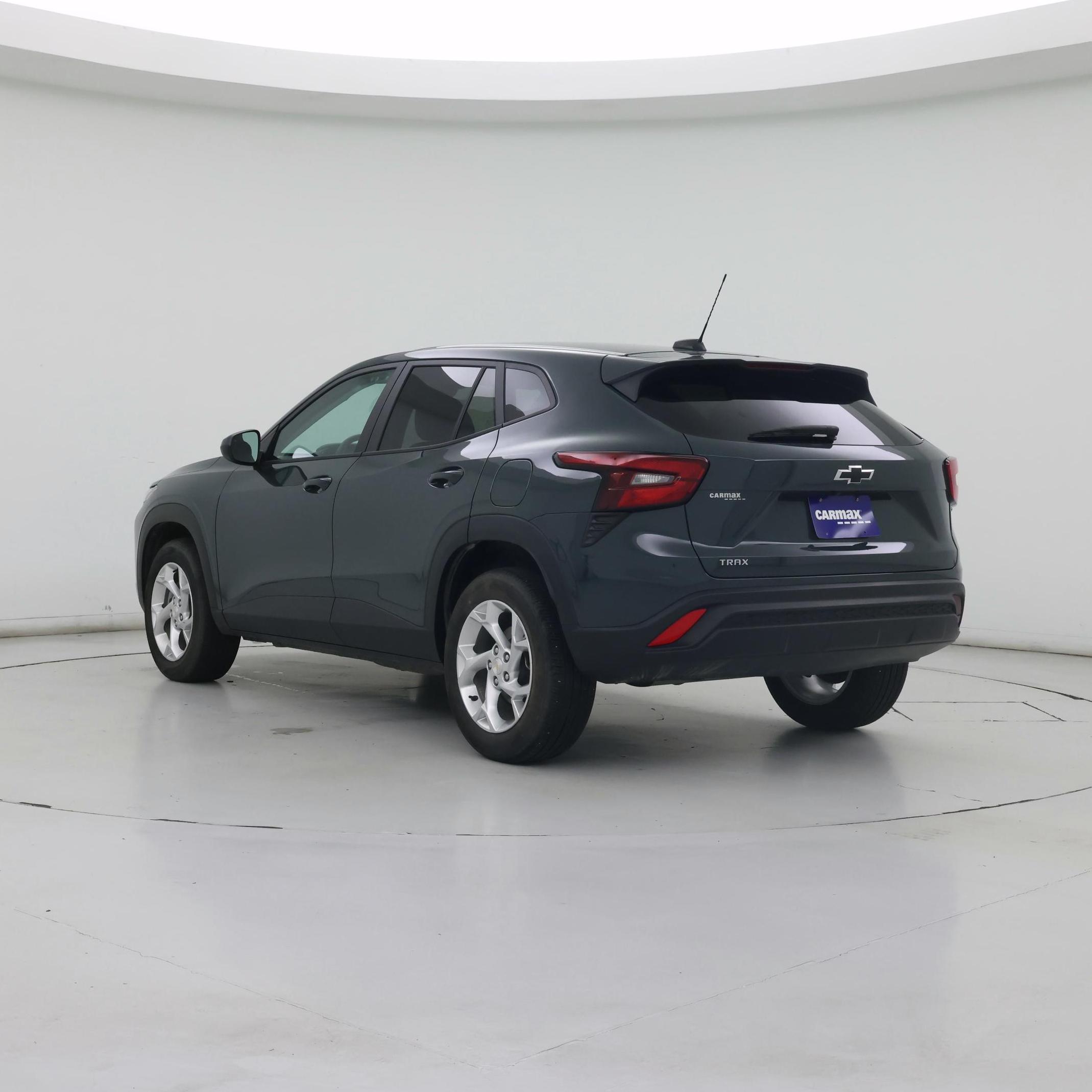 Thumbnail: 2025 Chevrolet Trax - 2