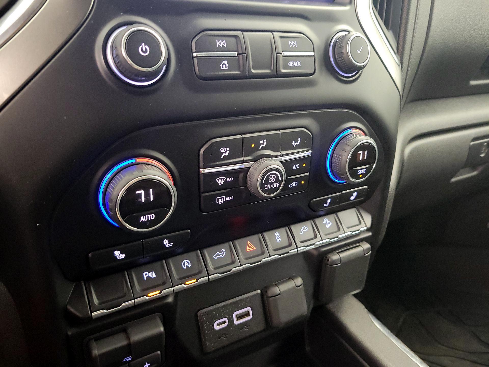 Thumbnail: 2019 Chevrolet Silverado 1500 - 16