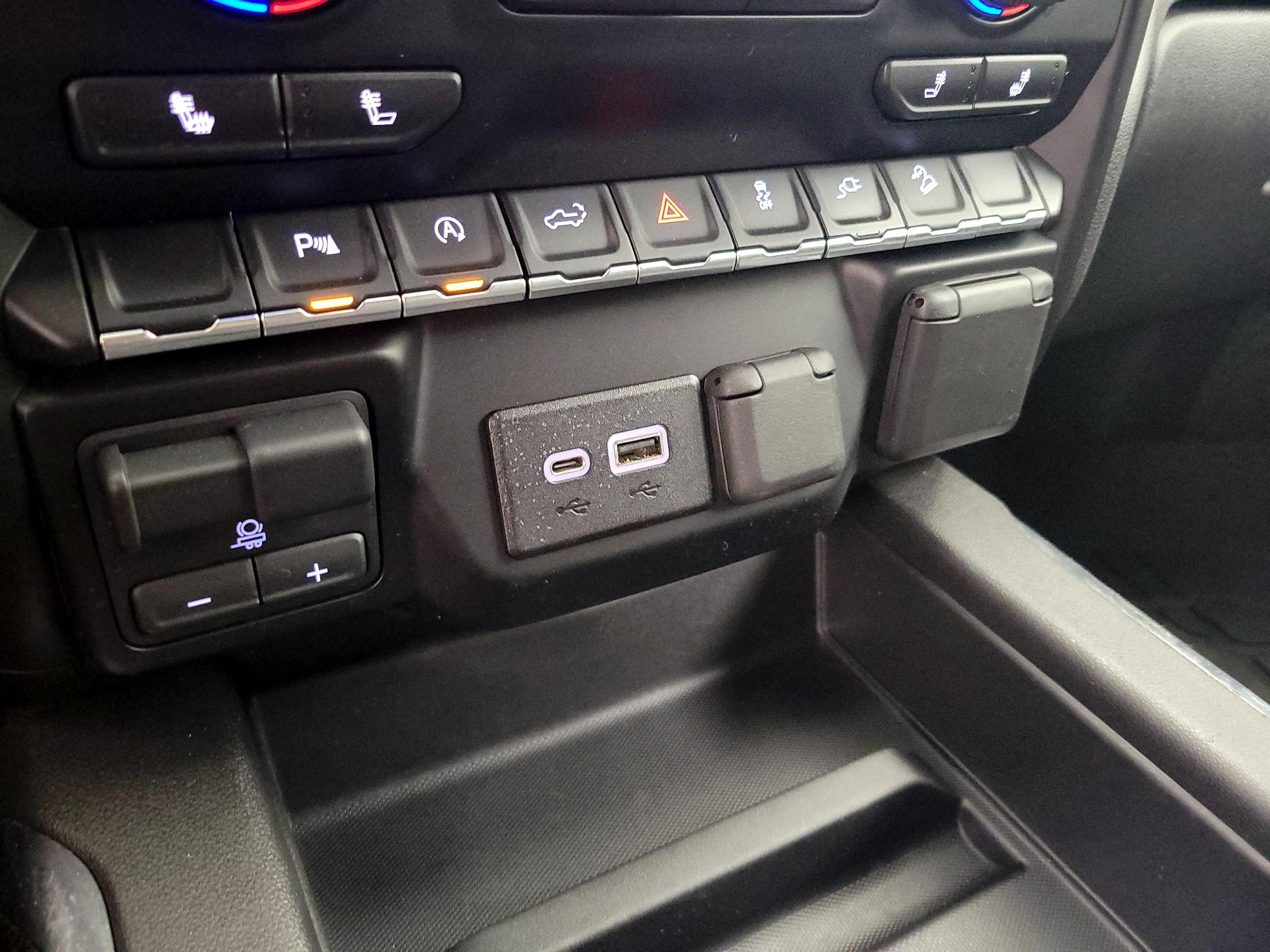 Thumbnail: 2019 Chevrolet Silverado 1500 - 18