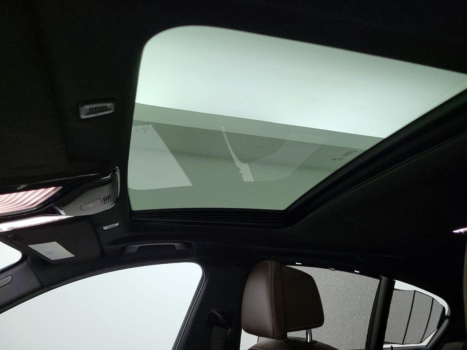 2018 BMW 5 Series 530e - Photo 20