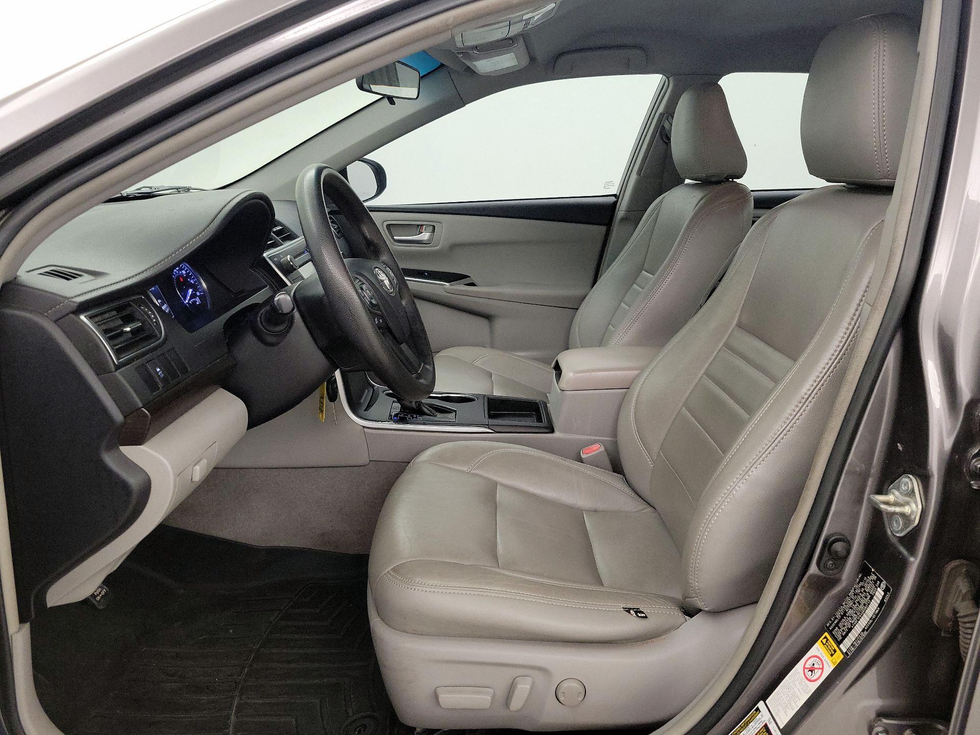 Thumbnail: 2016 Toyota Camry - 11