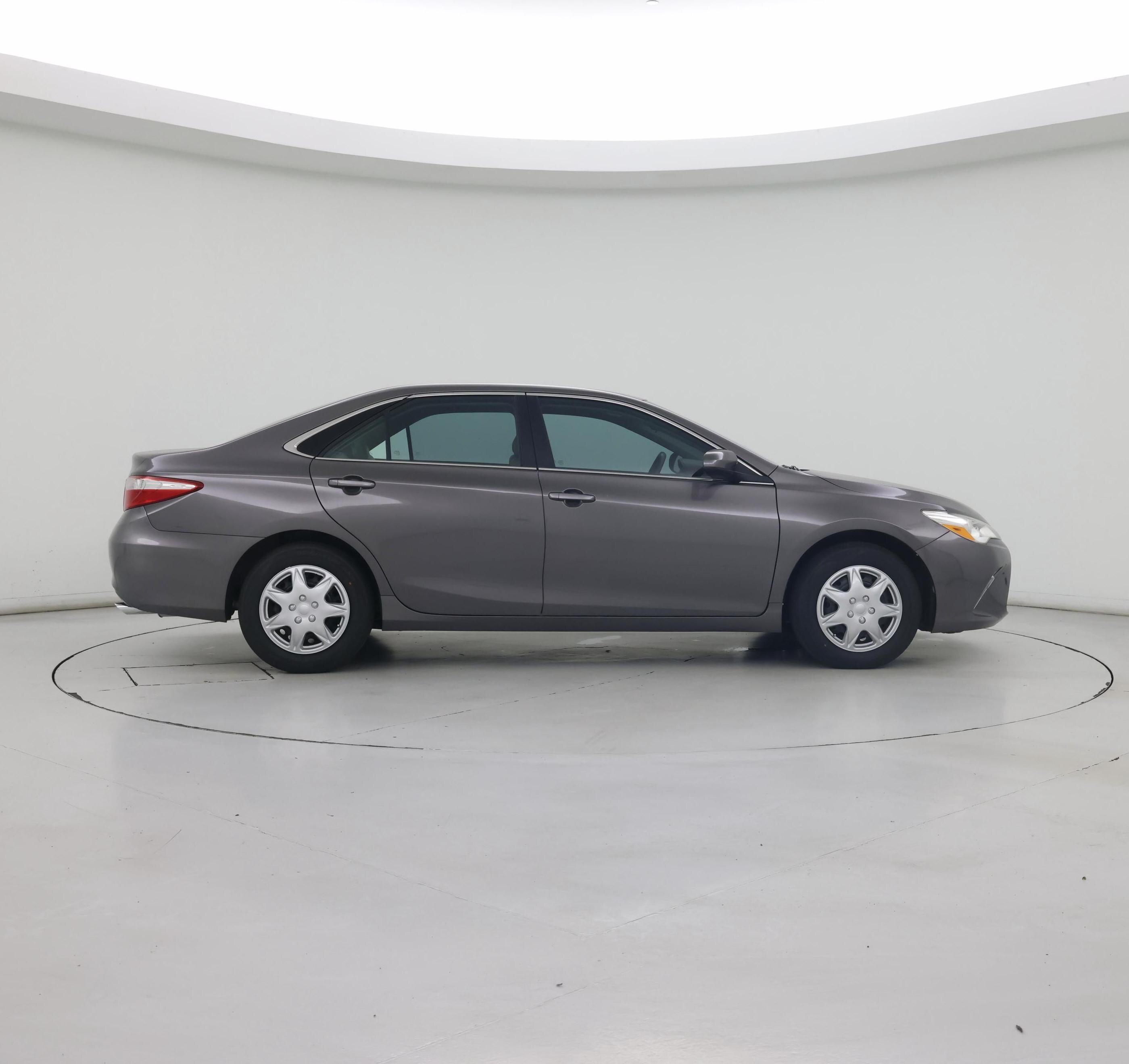 Thumbnail: 2016 Toyota Camry - 7