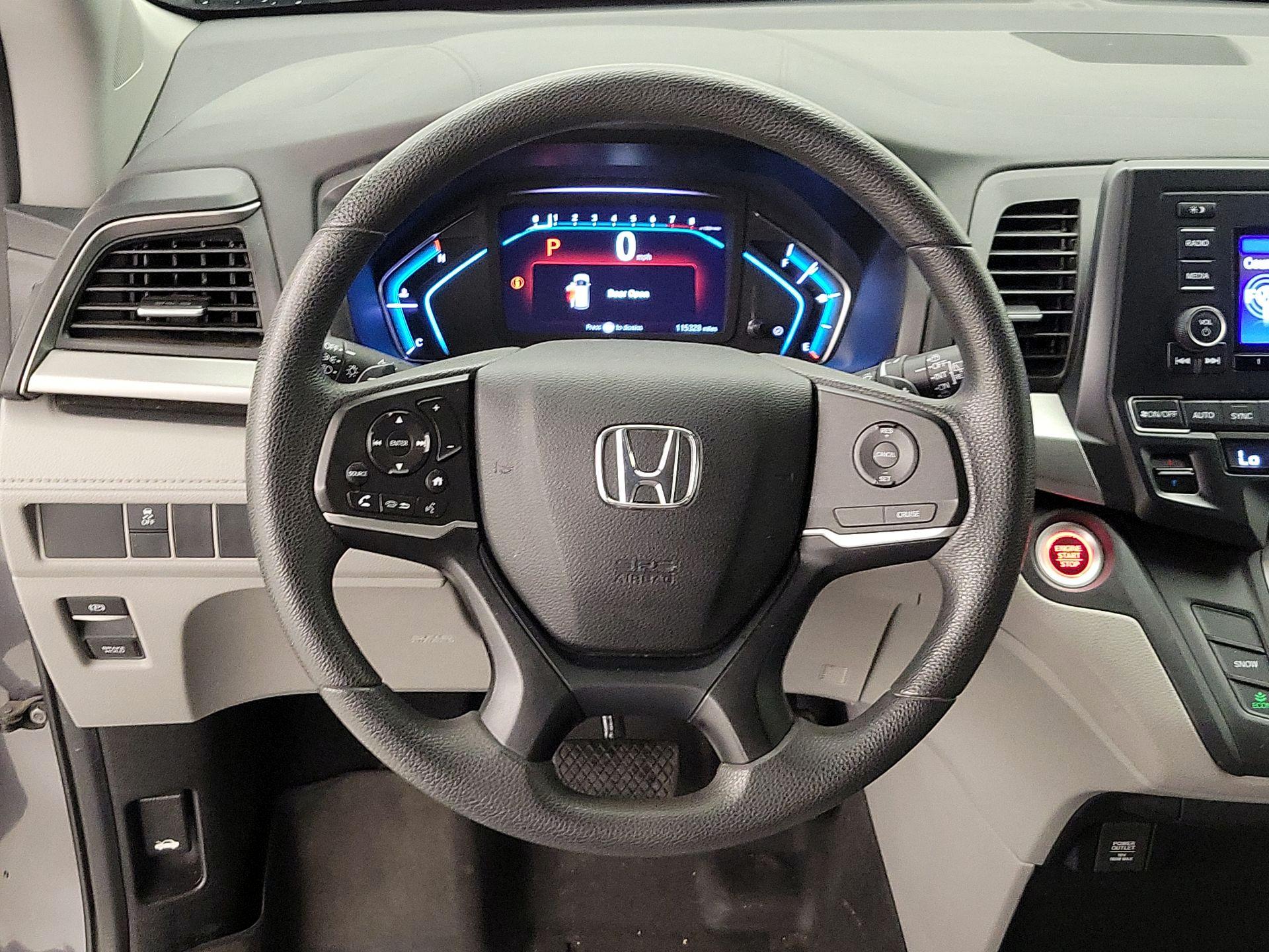 Thumbnail: 2019 Honda Odyssey - 10