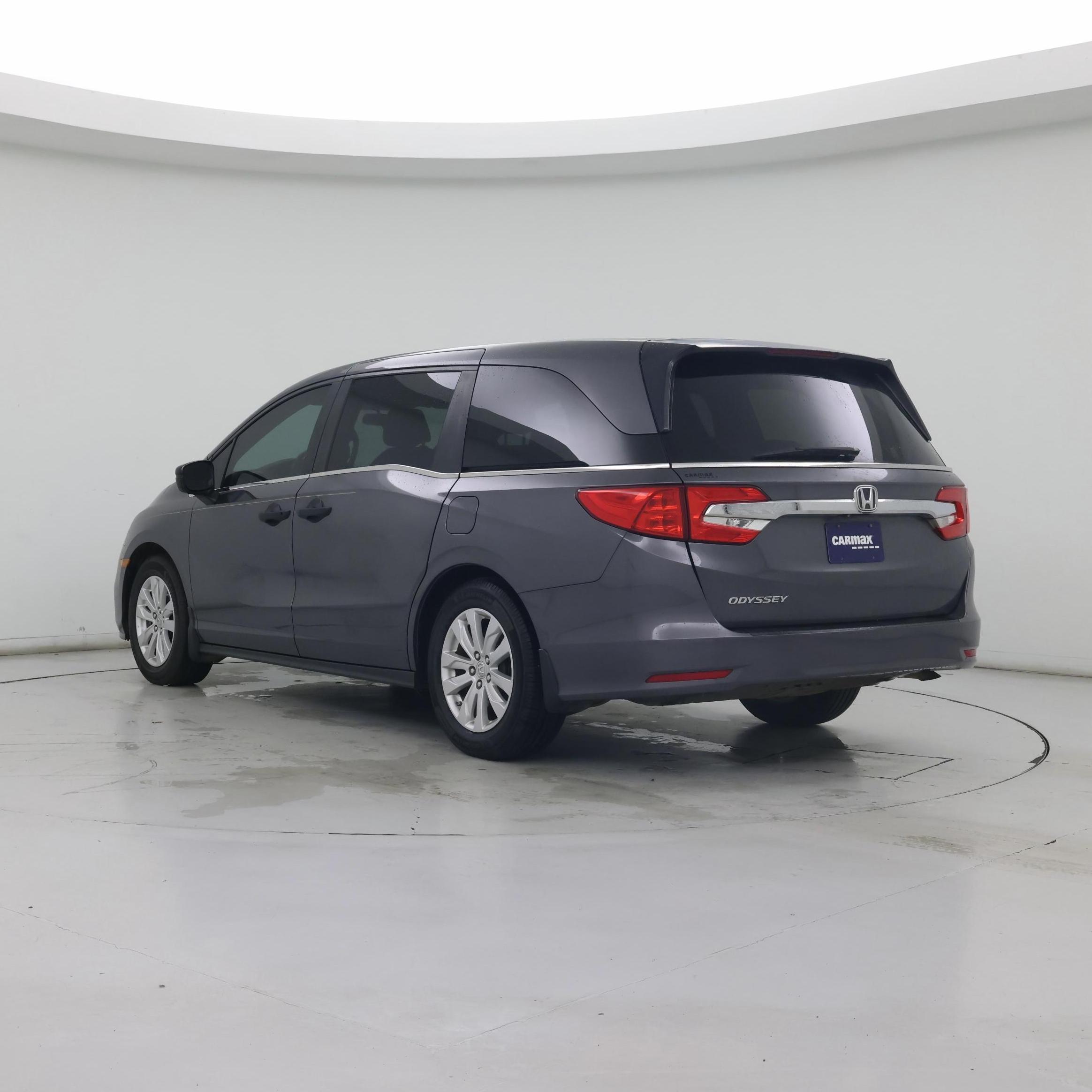 Thumbnail: 2019 Honda Odyssey - 2