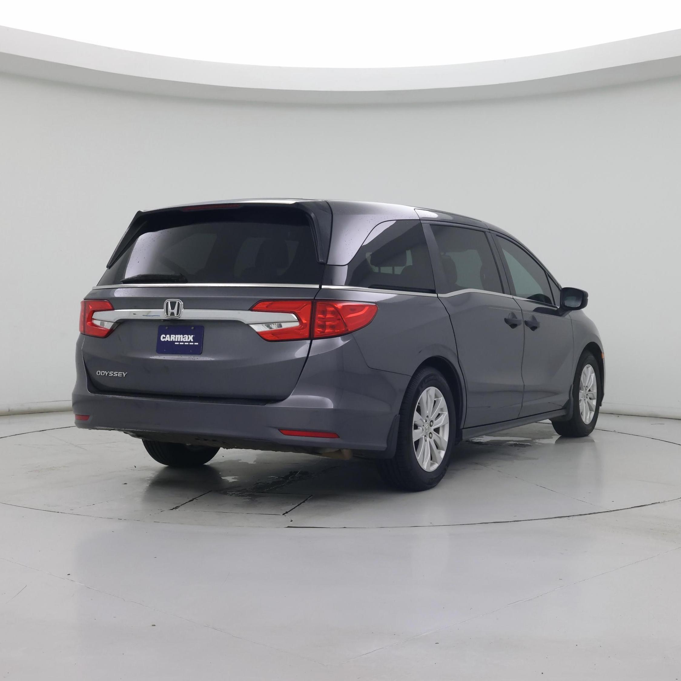 Thumbnail: 2019 Honda Odyssey - 8