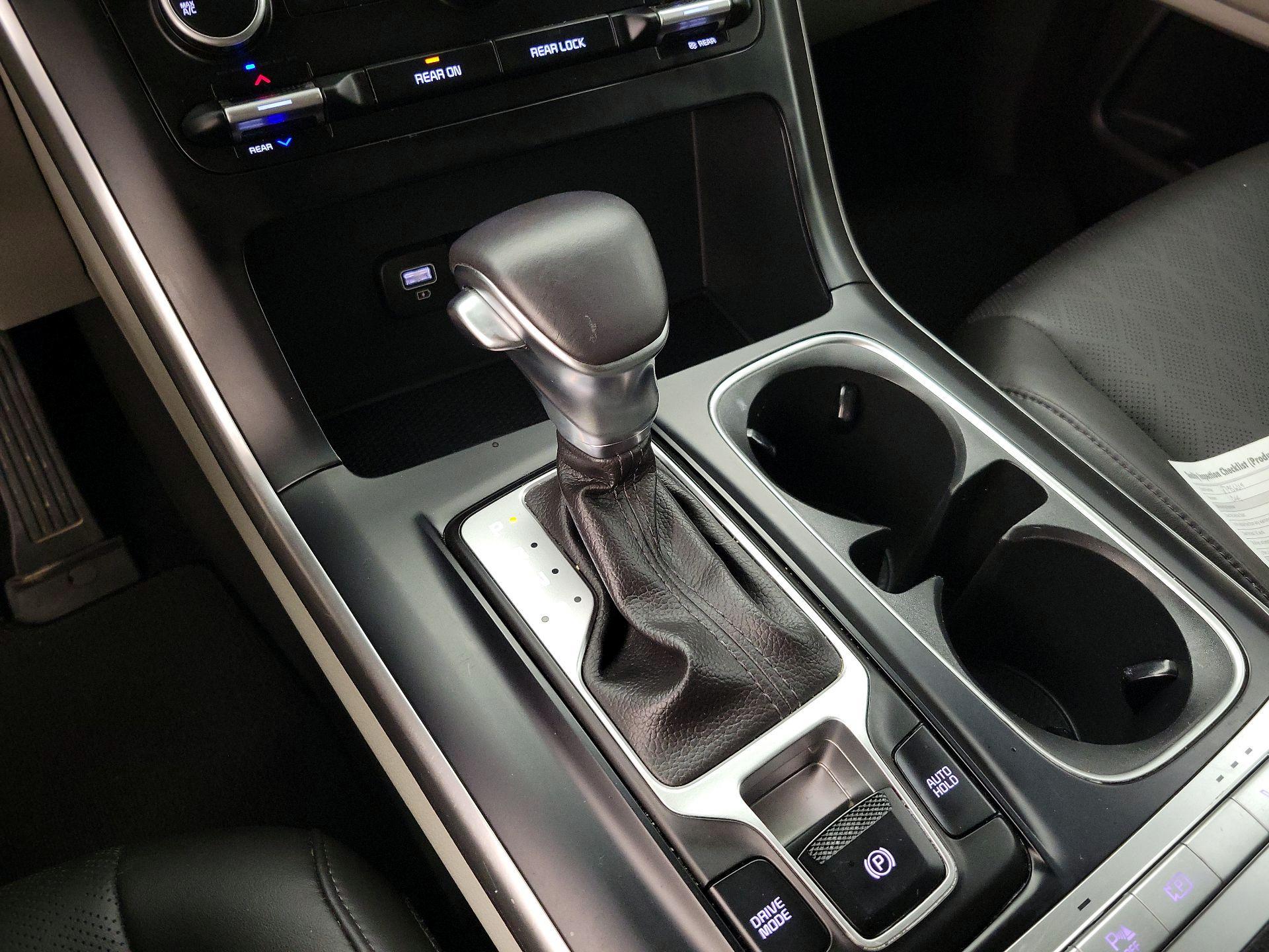 Thumbnail: 2024 Kia Carnival - 17