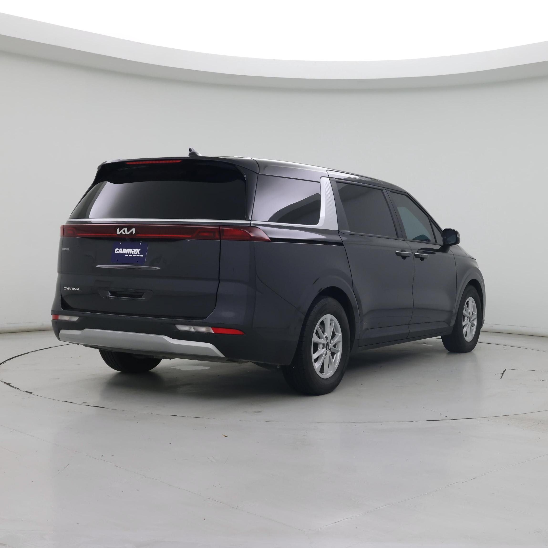 Thumbnail: 2024 Kia Carnival - 8