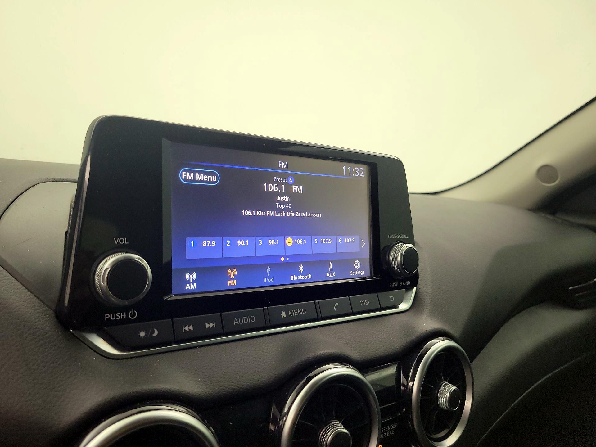 Thumbnail: 2020 Nissan Sentra - 15