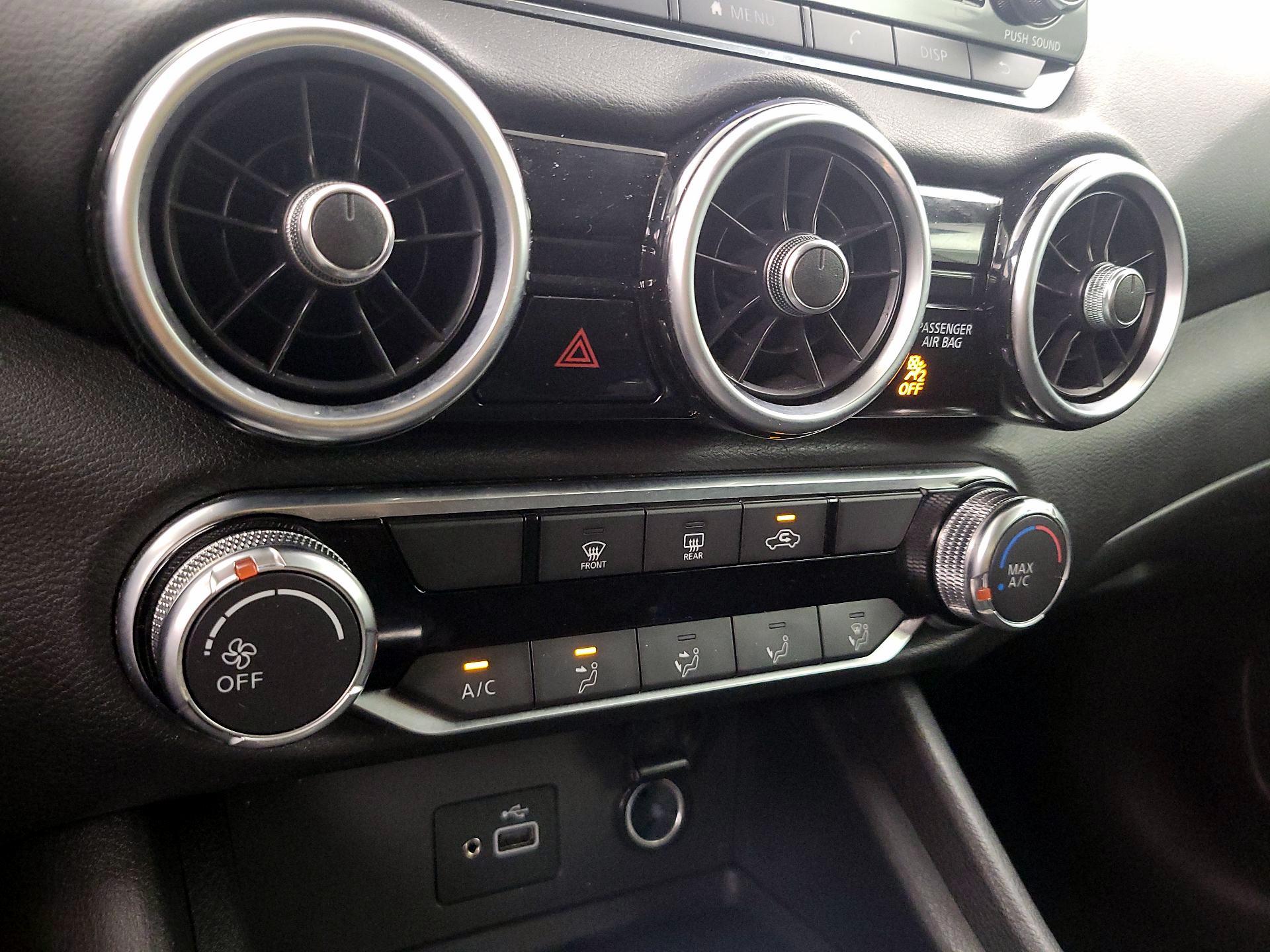 Thumbnail: 2020 Nissan Sentra - 16