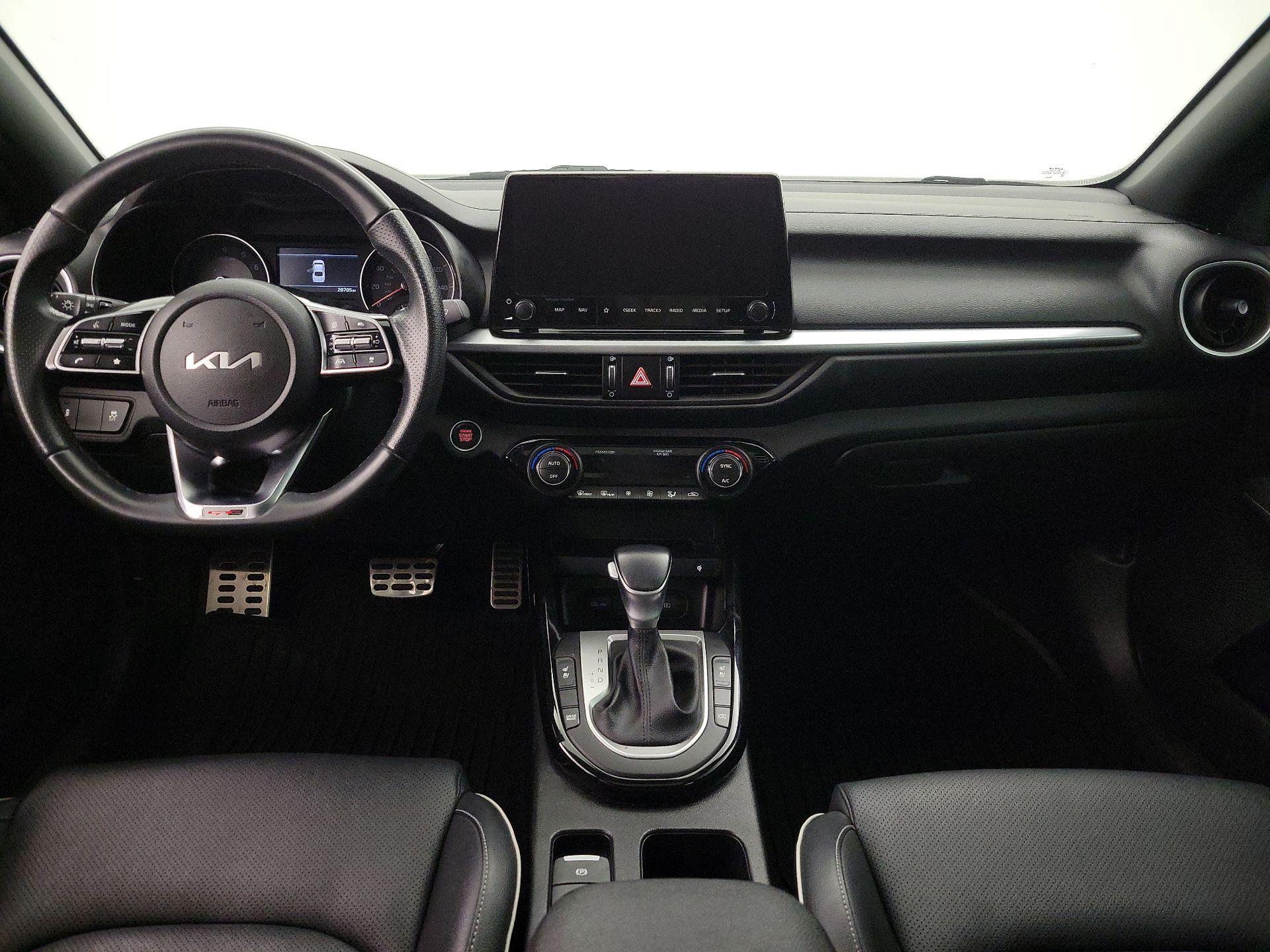 Thumbnail: 2024 Kia Forte - 9