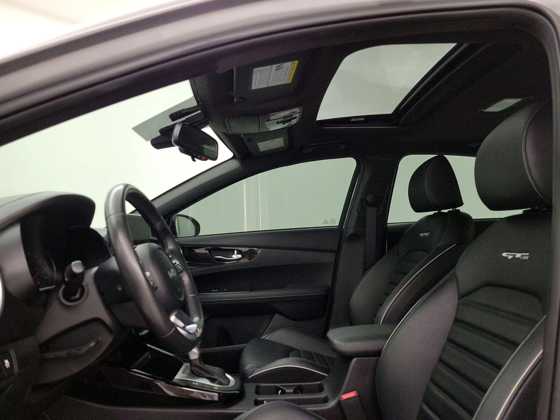 Thumbnail: 2024 Kia Forte - 19