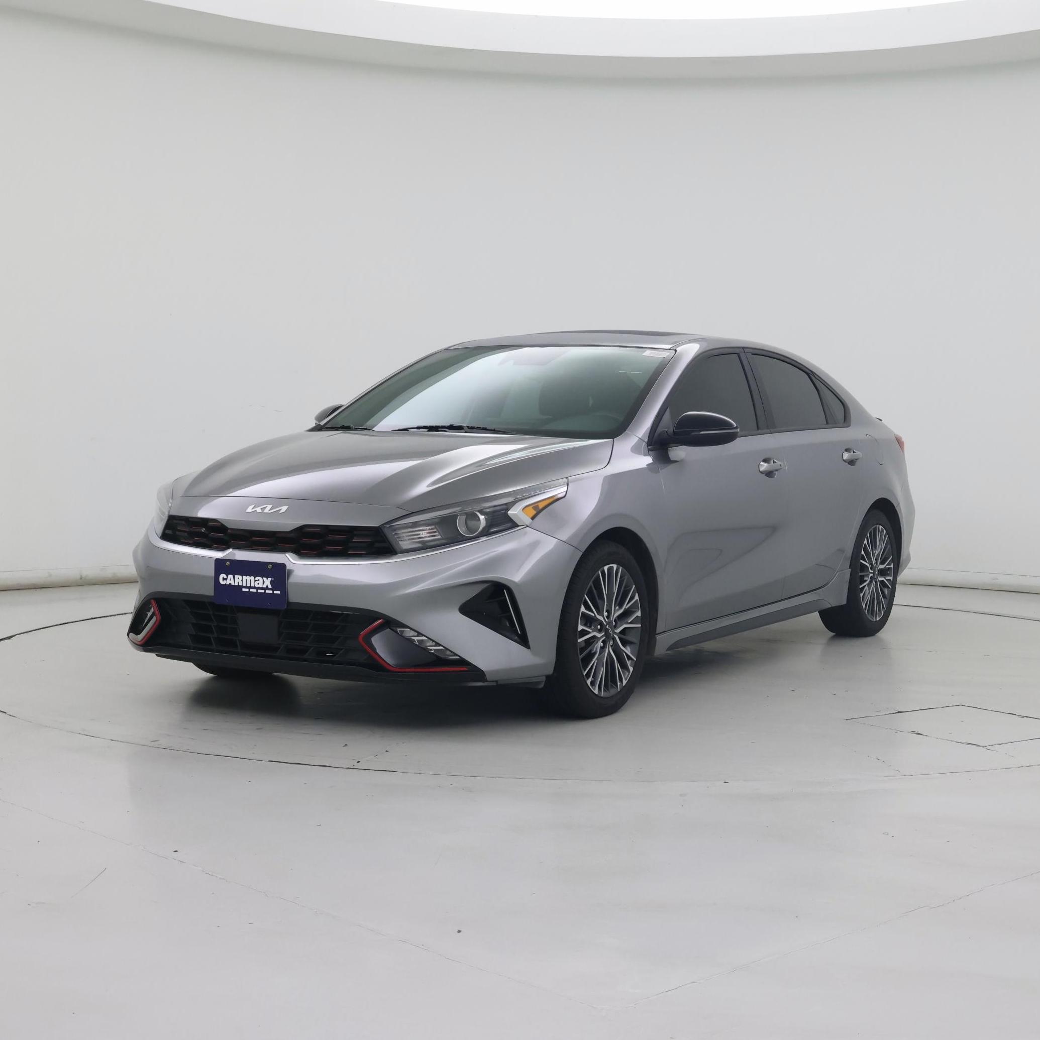Thumbnail: 2024 Kia Forte - 4