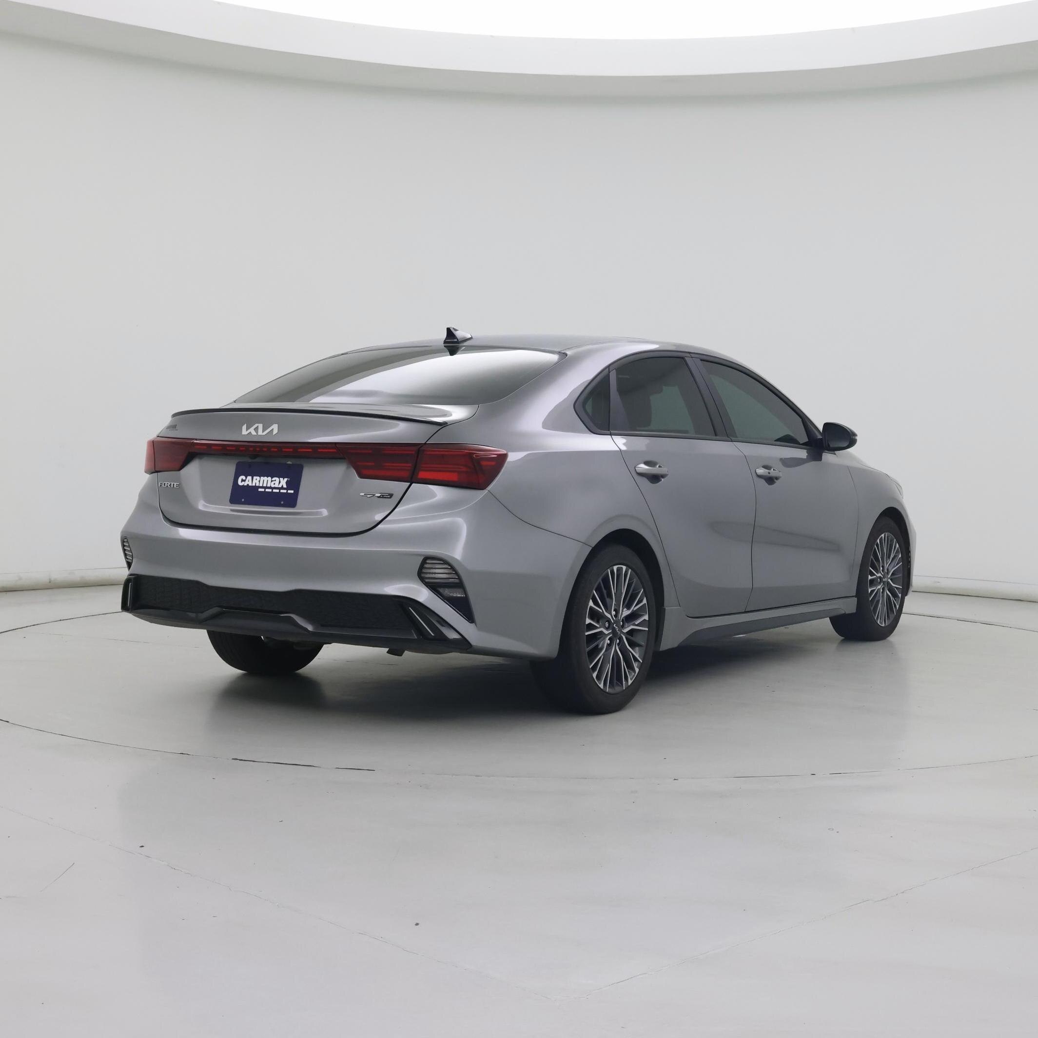 Thumbnail: 2024 Kia Forte - 8