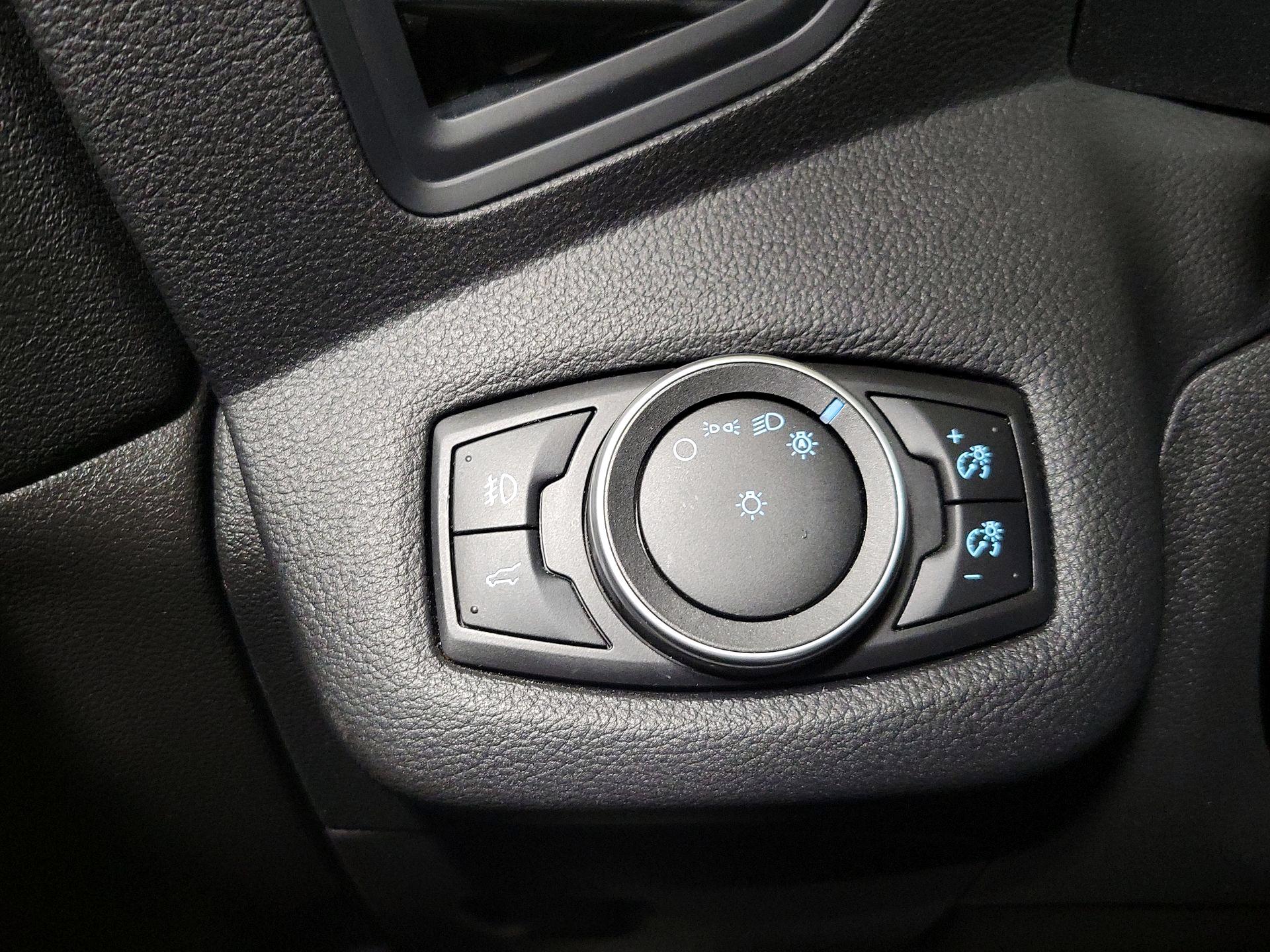 Thumbnail: 2017 Ford Escape - 13