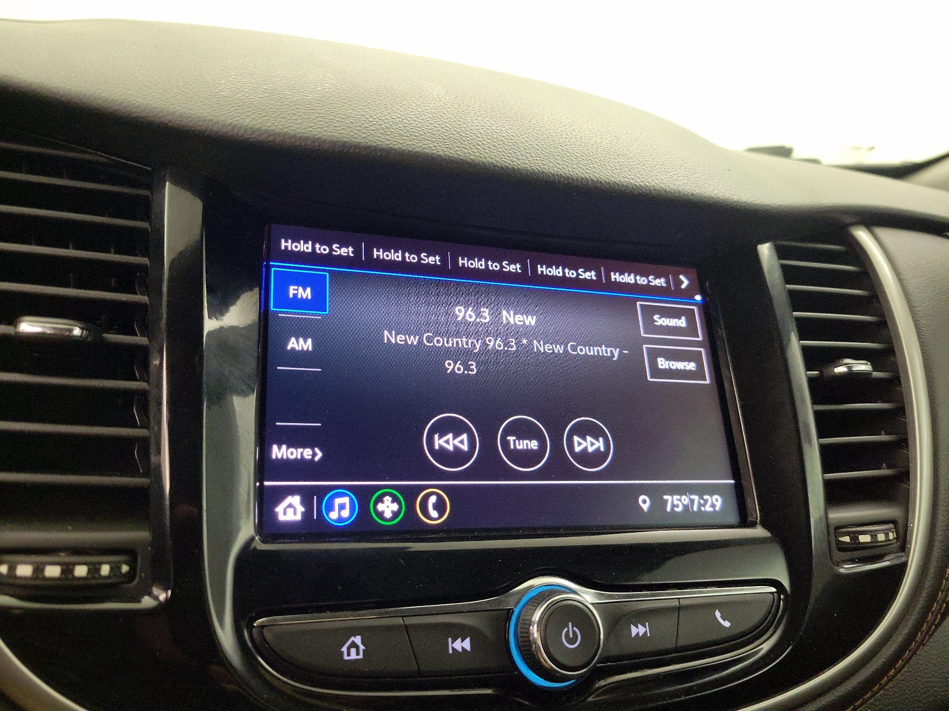 Thumbnail: 2020 Chevrolet Trax - 15