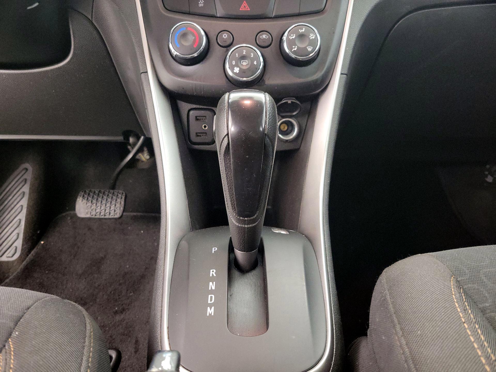 Thumbnail: 2020 Chevrolet Trax - 17