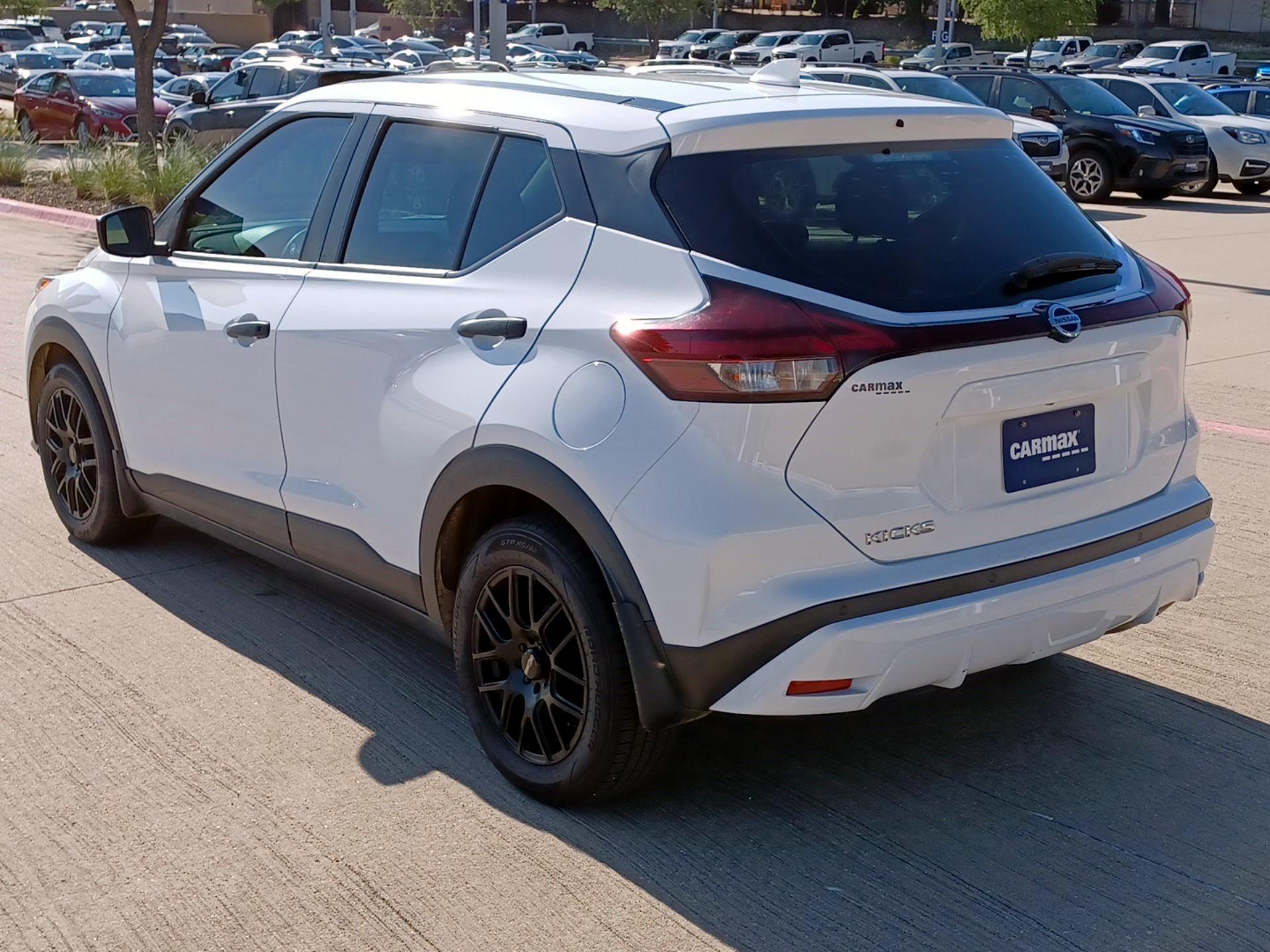 Thumbnail: 2021 Nissan Kicks - 7