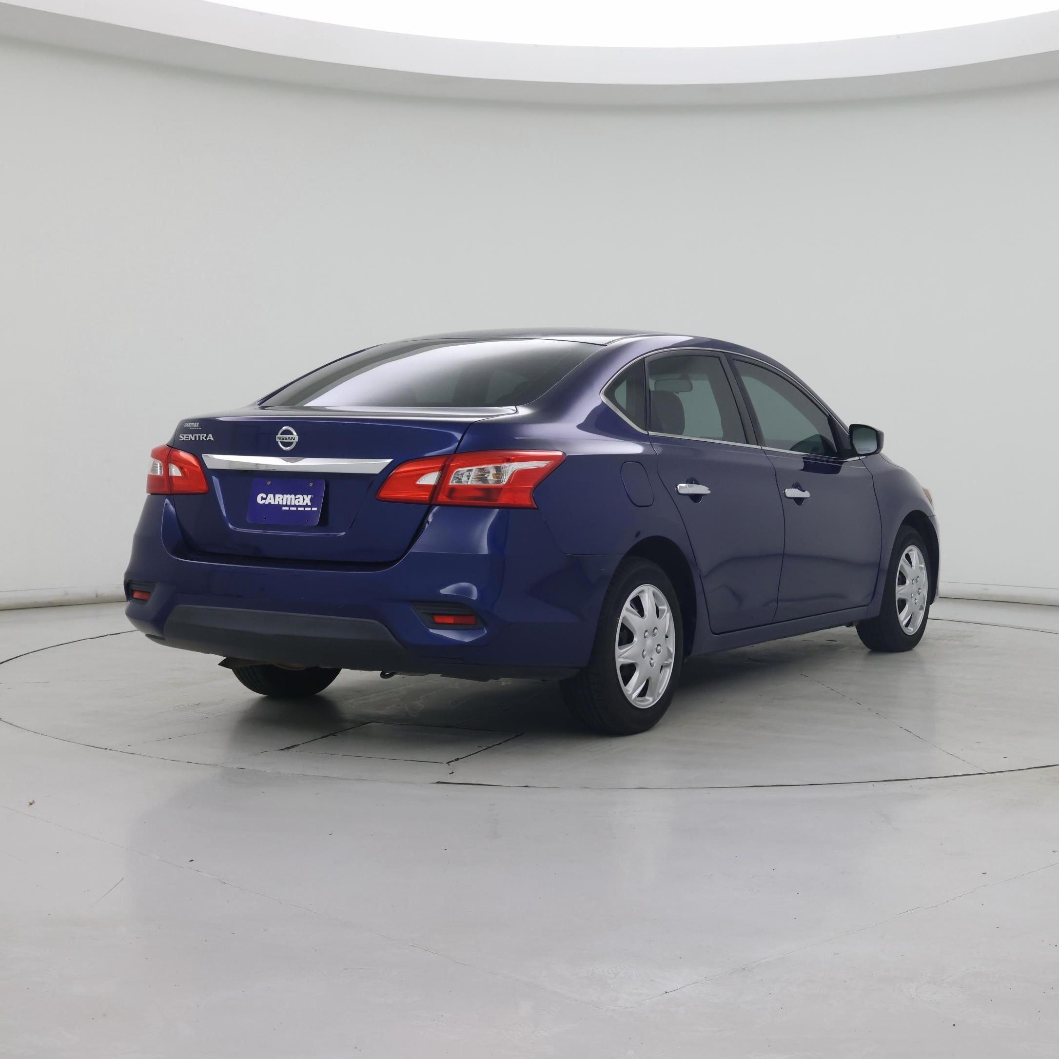 Thumbnail: 2018 Nissan Sentra - 8