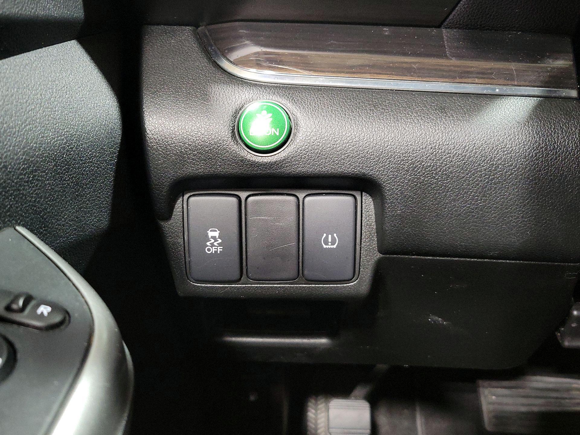 Thumbnail: 2015 Honda CR-V - 13