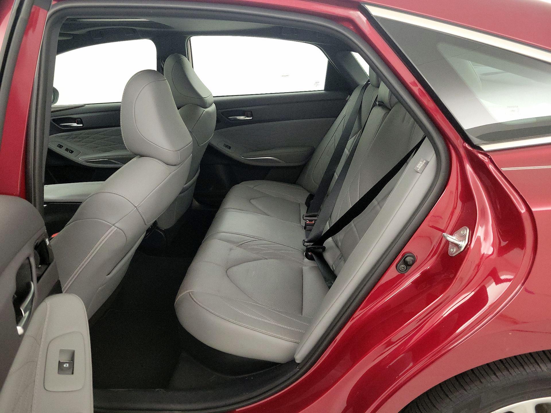 Thumbnail: 2021 Toyota Avalon - 20