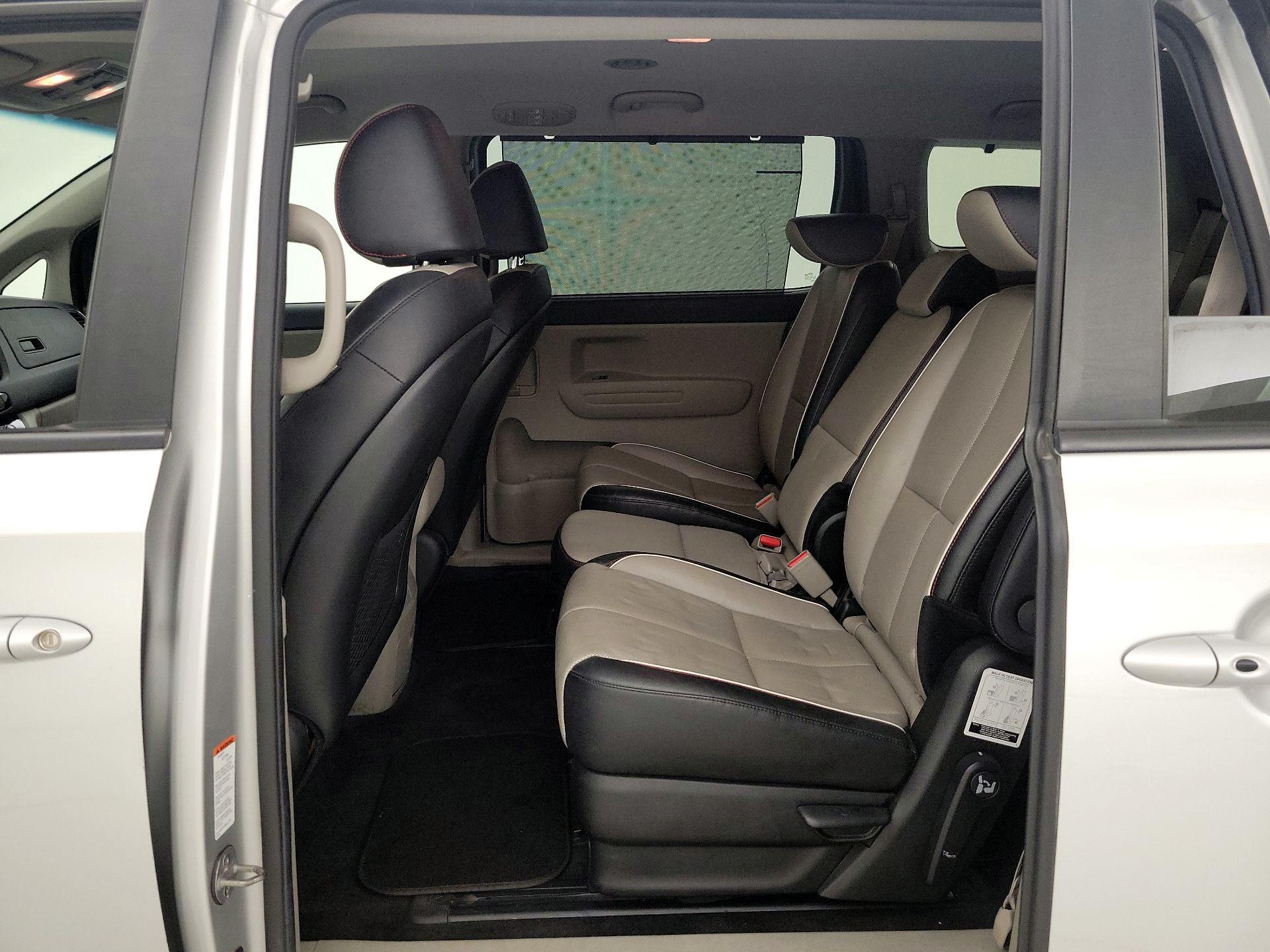Thumbnail: 2021 Kia Sedona - 19