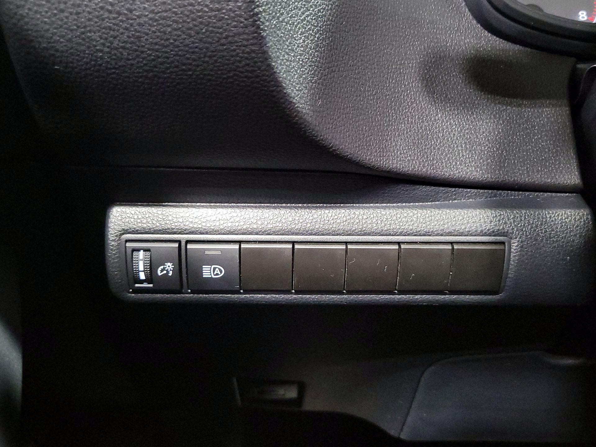 Thumbnail: 2024 Toyota Corolla - 13