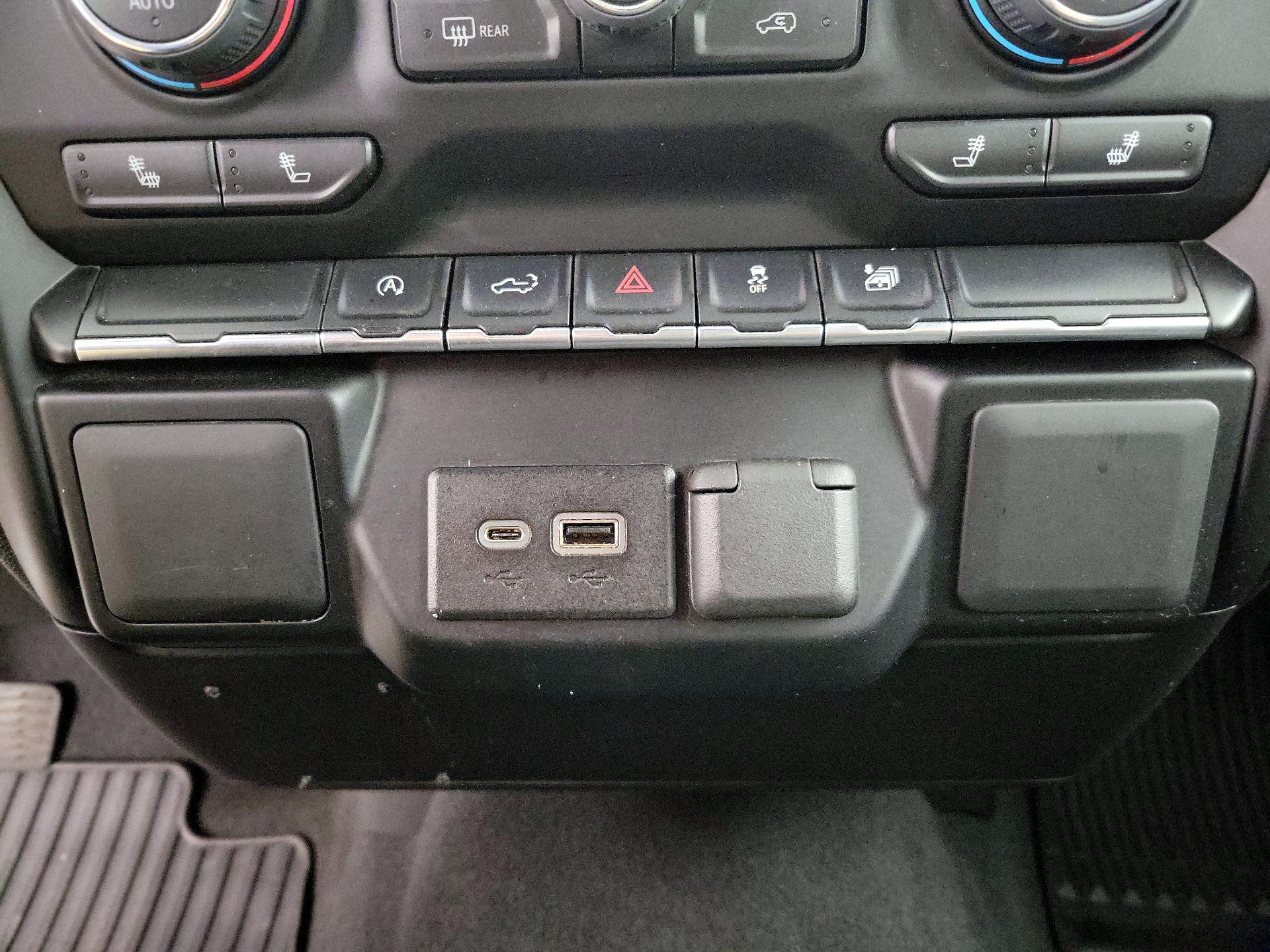 Thumbnail: 2021 Chevrolet Silverado 1500 - 18