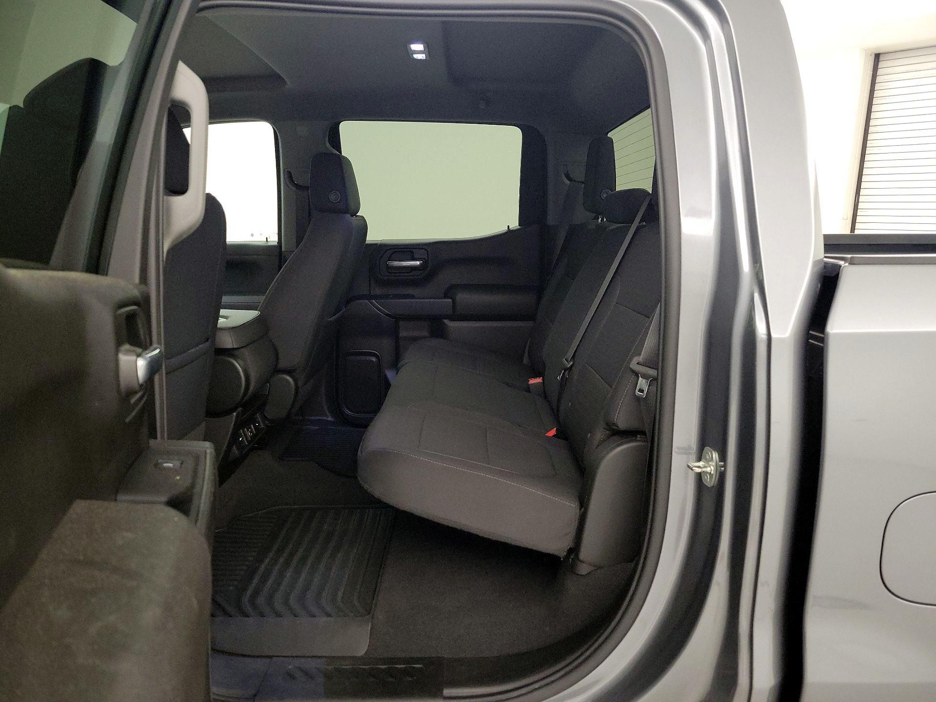 Thumbnail: 2021 Chevrolet Silverado 1500 - 19