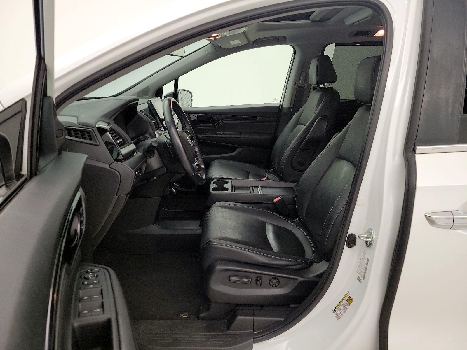 2022 Honda Odyssey Touring - Photo 12
