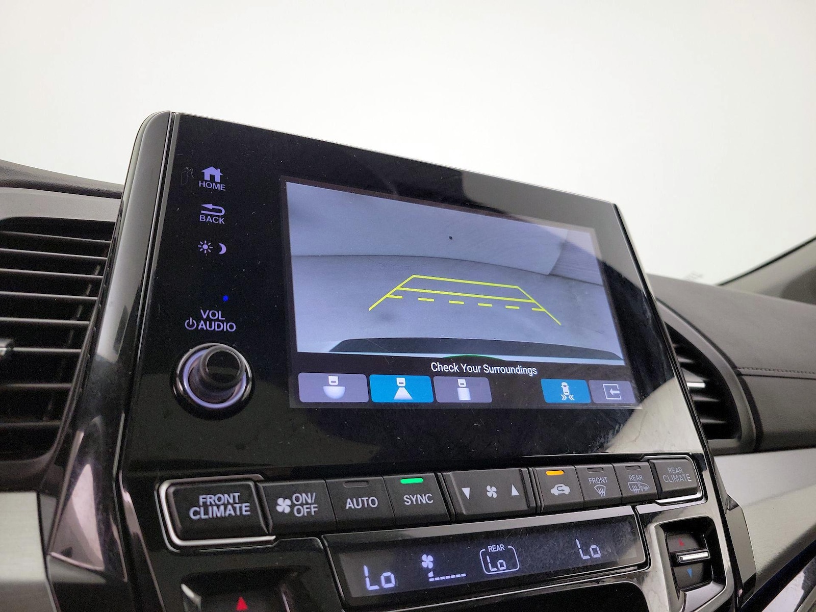 2022 Honda Odyssey Touring - Photo 15