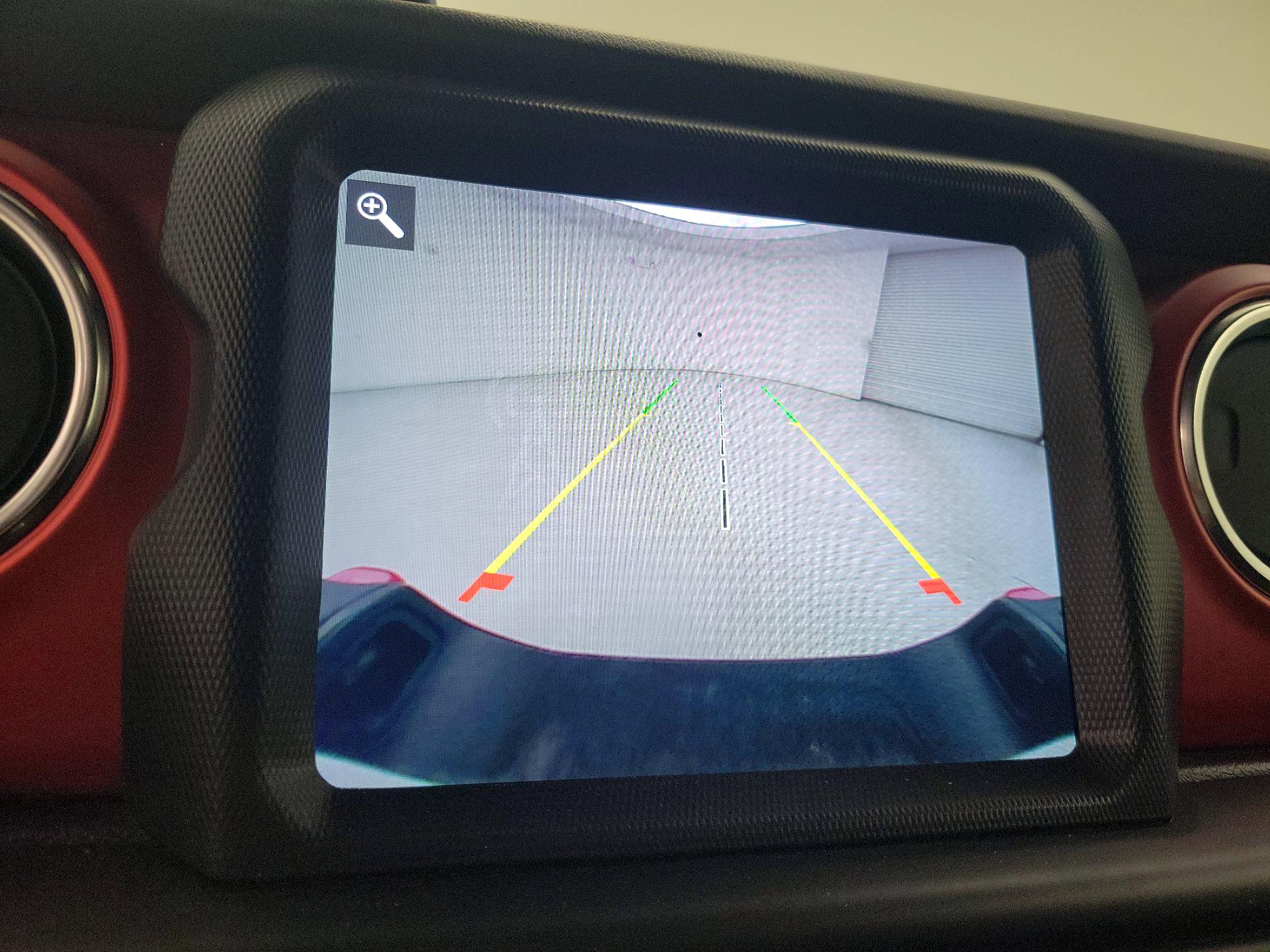 Thumbnail: 2021 Jeep Gladiator - 14