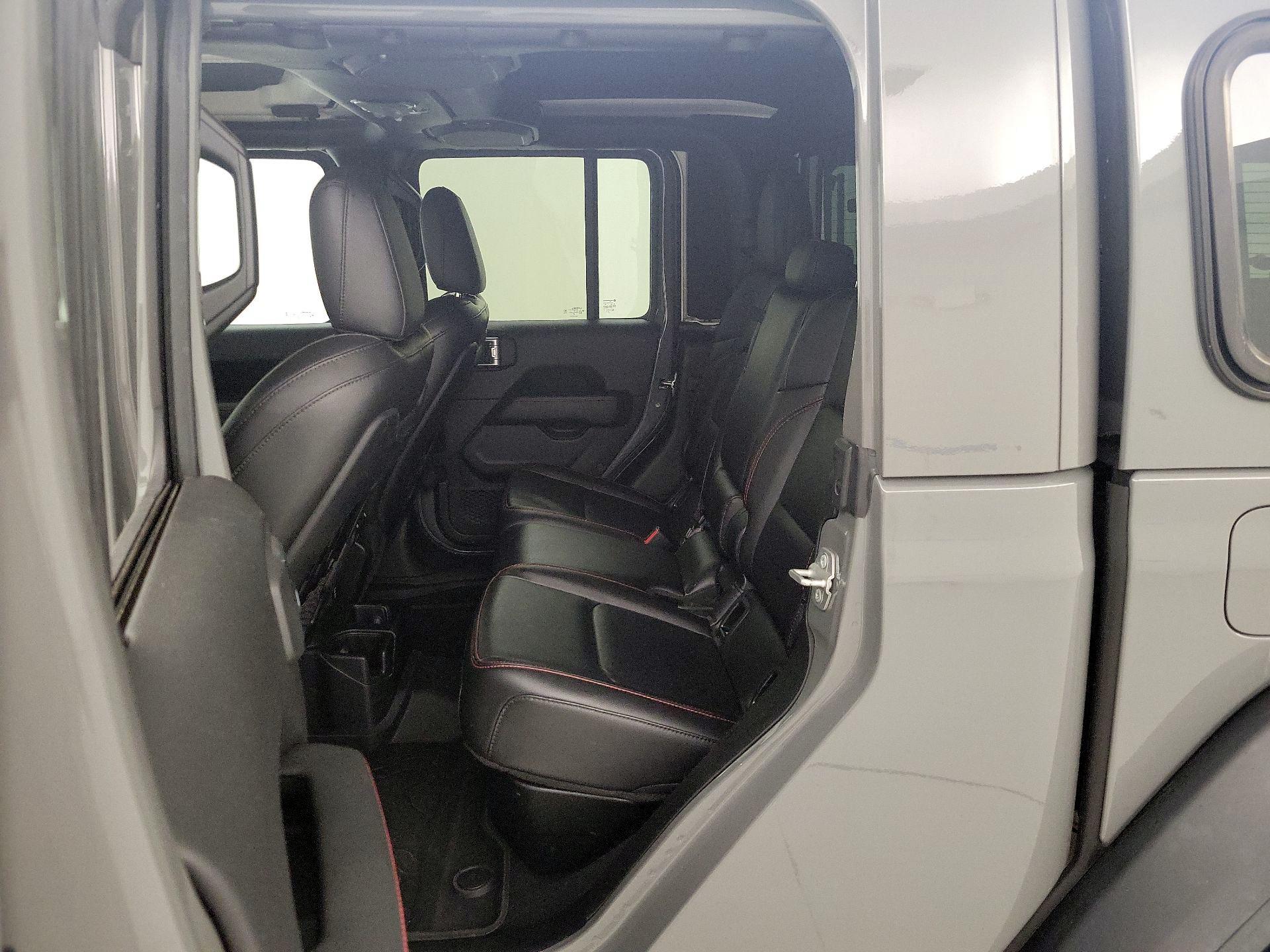 Thumbnail: 2021 Jeep Gladiator - 19