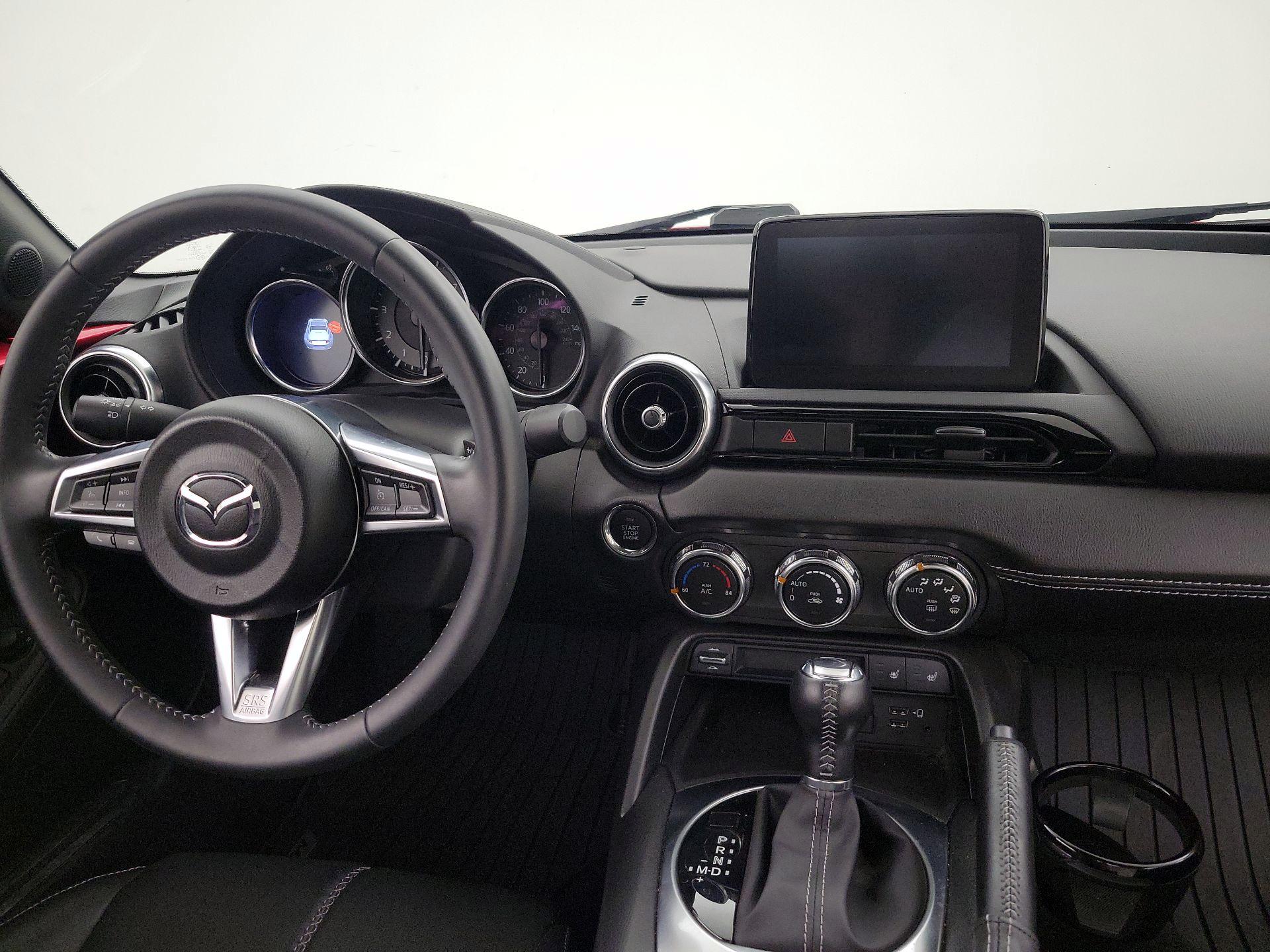 Thumbnail: 2022 Mazda MX-5 Miata - 9