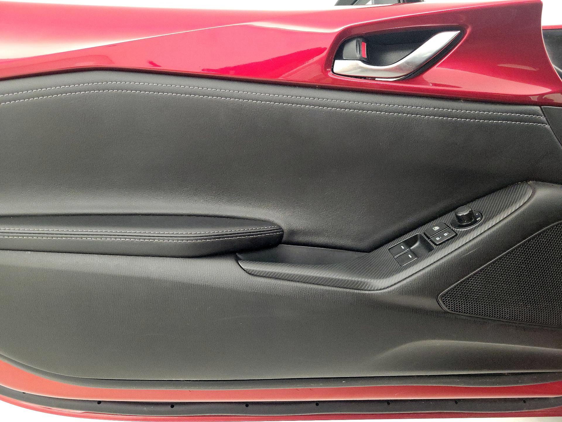 Thumbnail: 2022 Mazda MX-5 Miata - 12