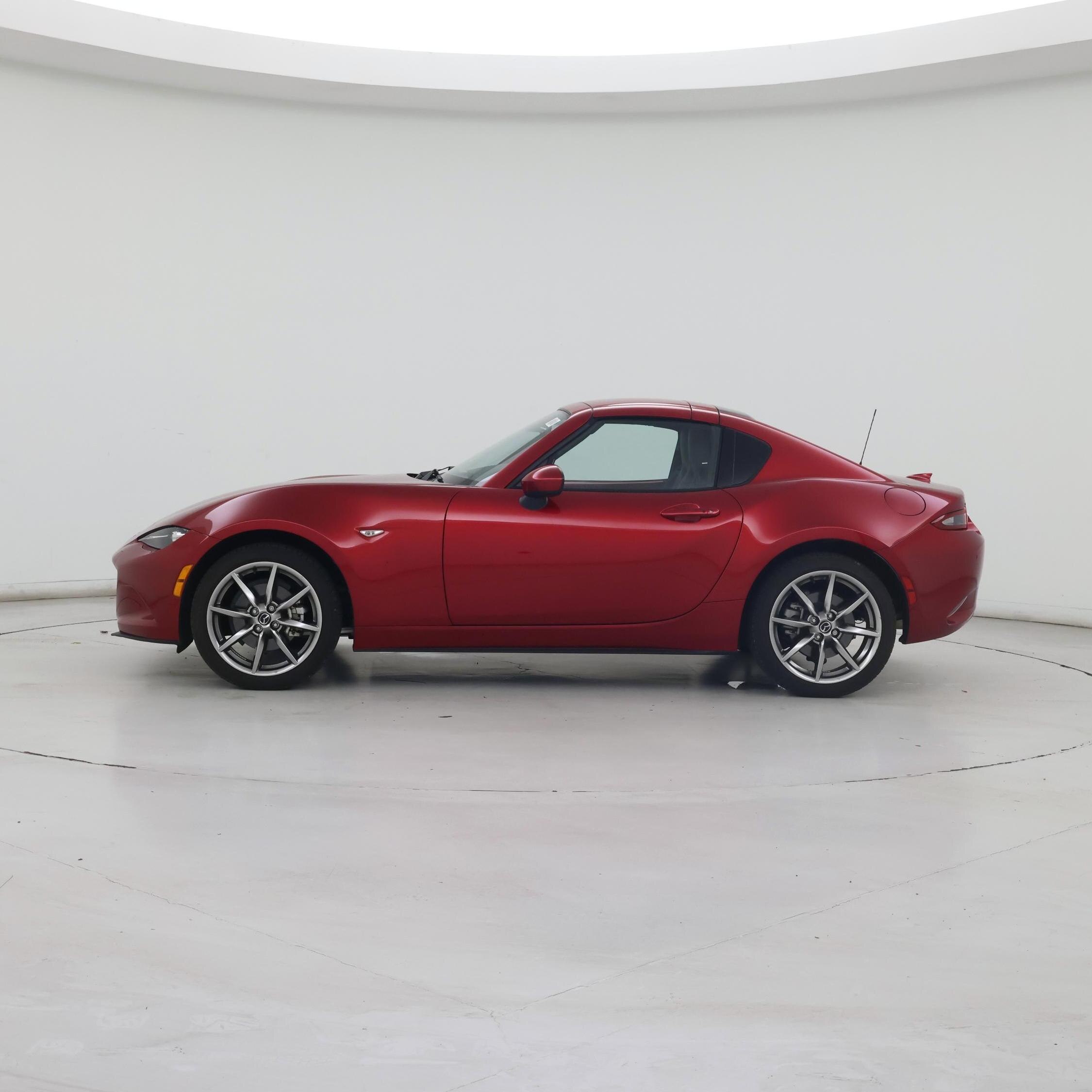 Thumbnail: 2022 Mazda MX-5 Miata - 3