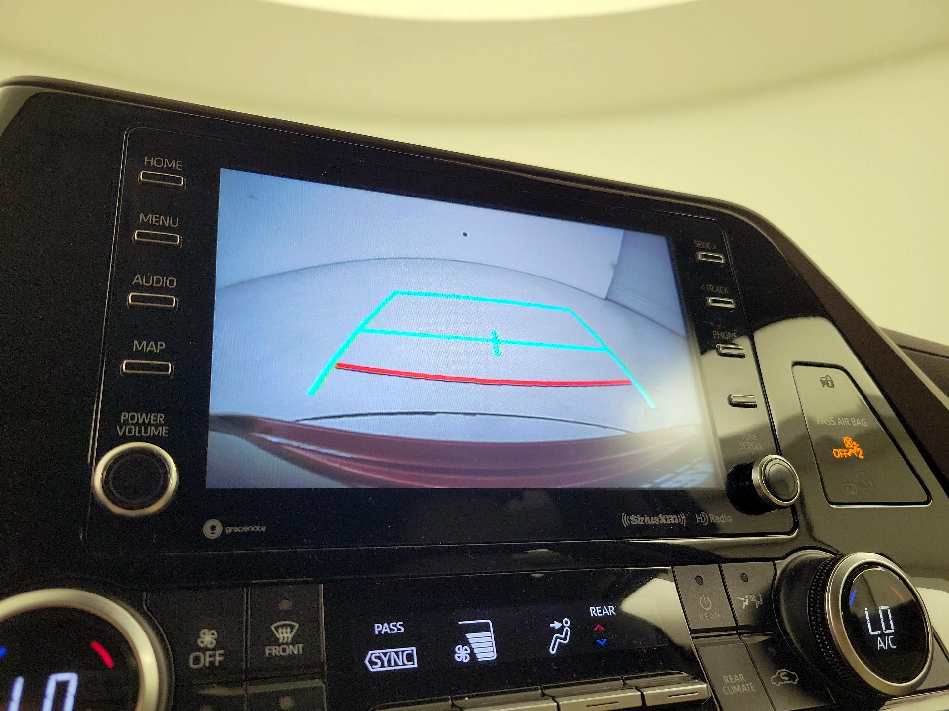 Thumbnail: 2021 Toyota Highlander - 14