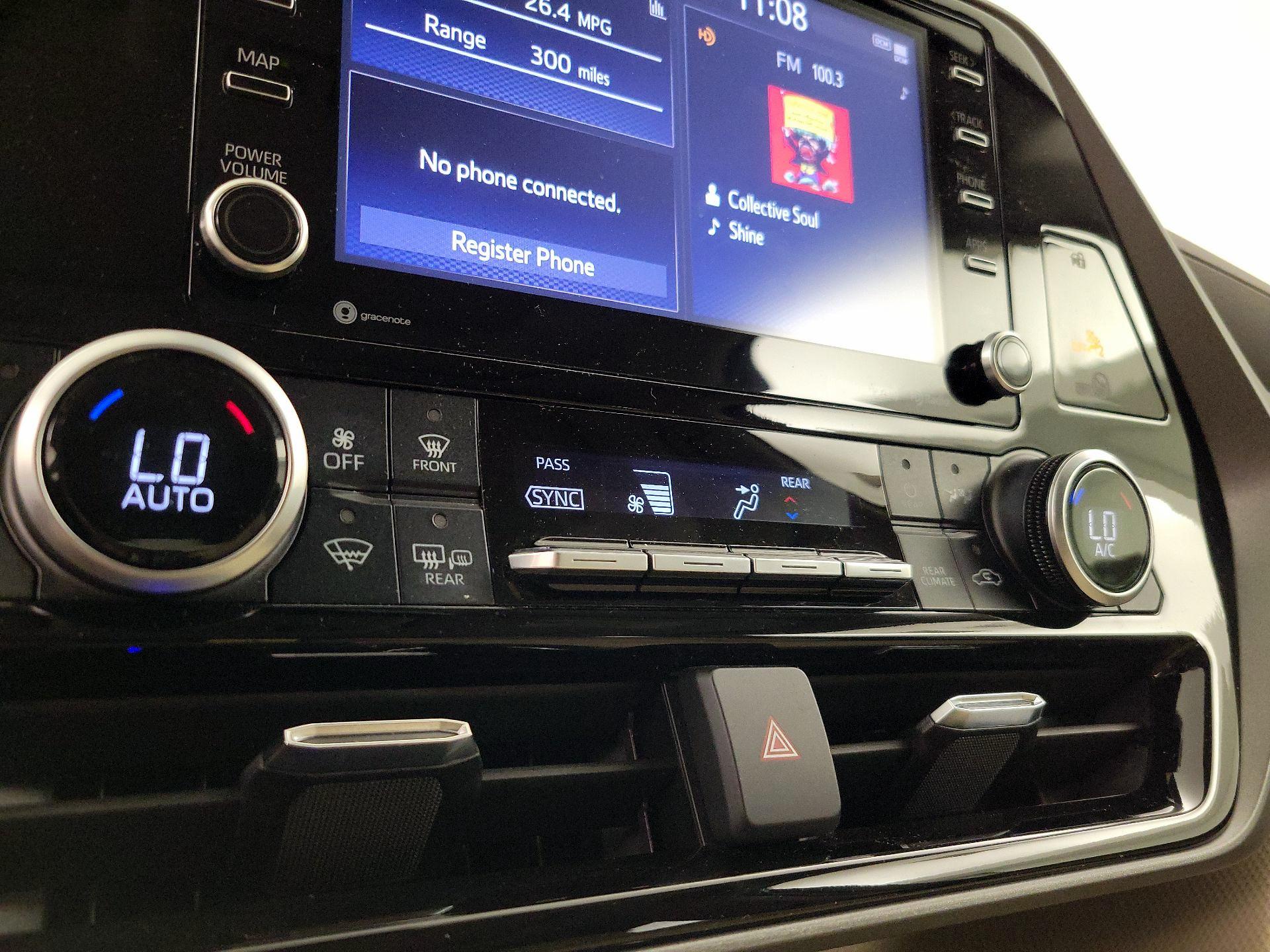 Thumbnail: 2021 Toyota Highlander - 16