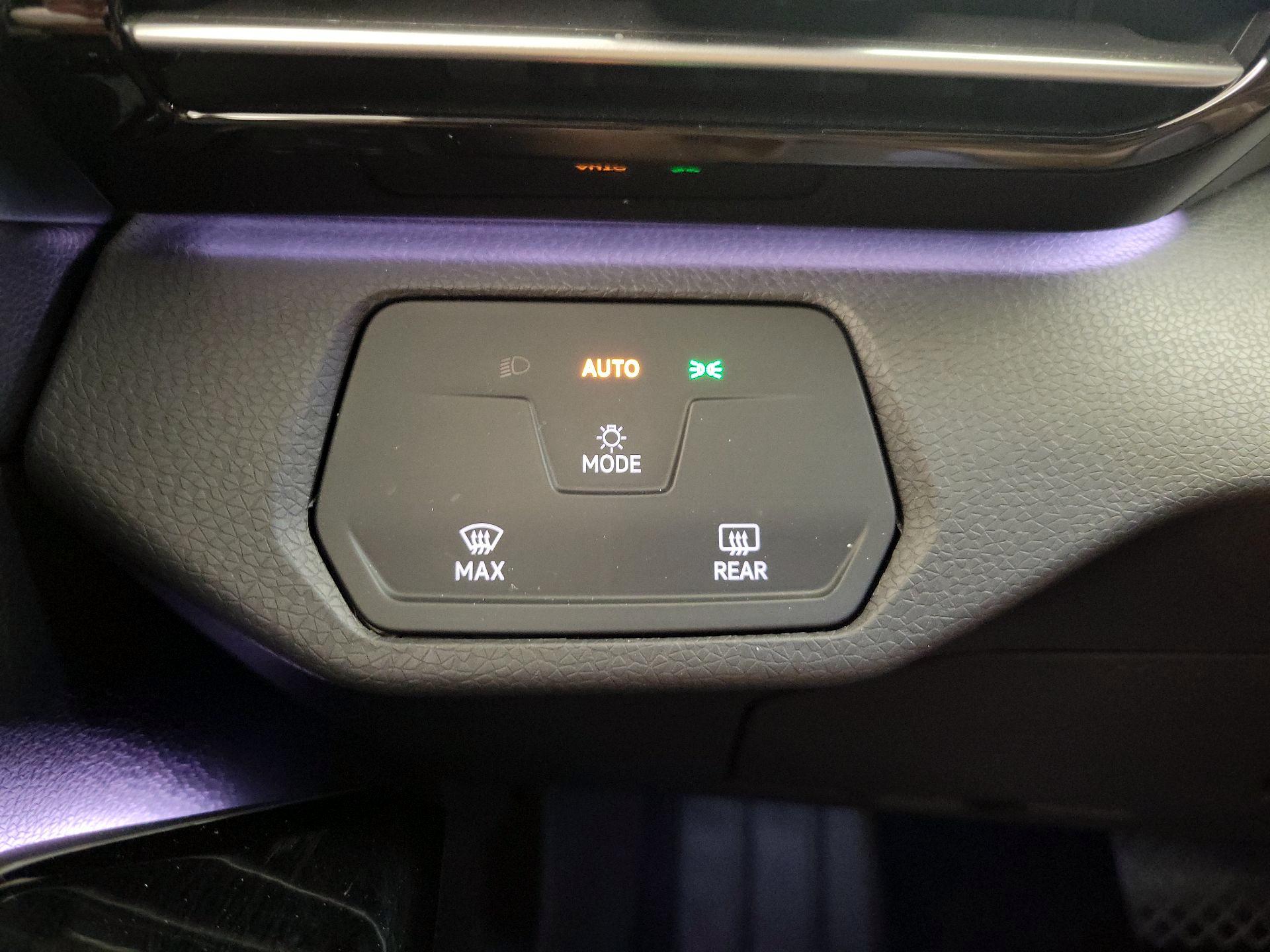 Thumbnail: 2023 Volkswagen ID.4 - 13