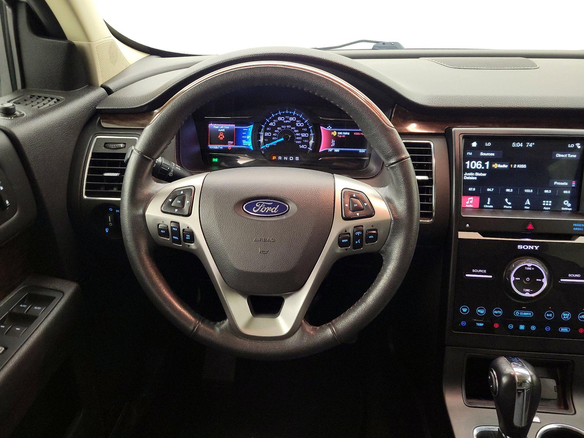 Thumbnail: 2019 Ford Flex - 10