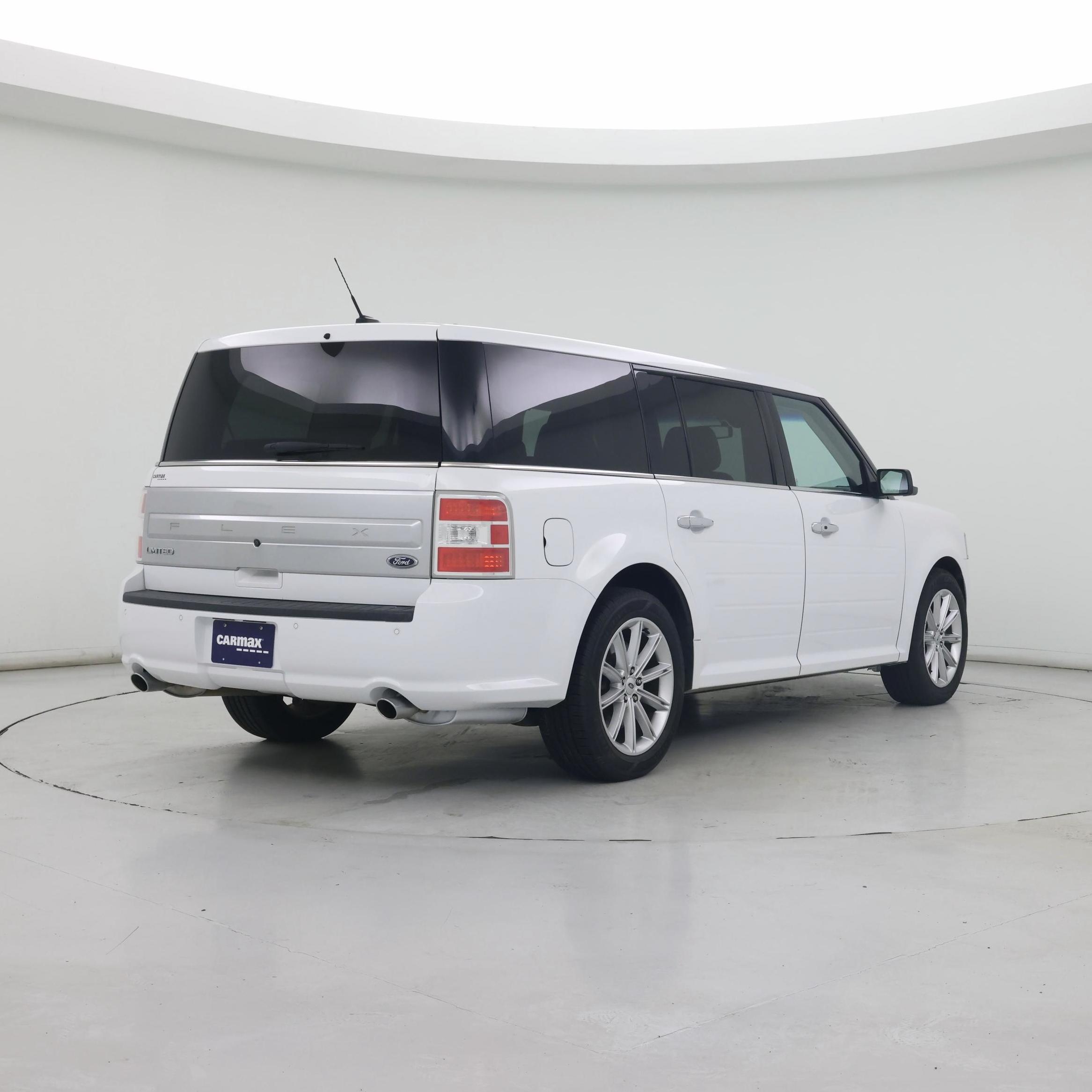 Thumbnail: 2019 Ford Flex - 8