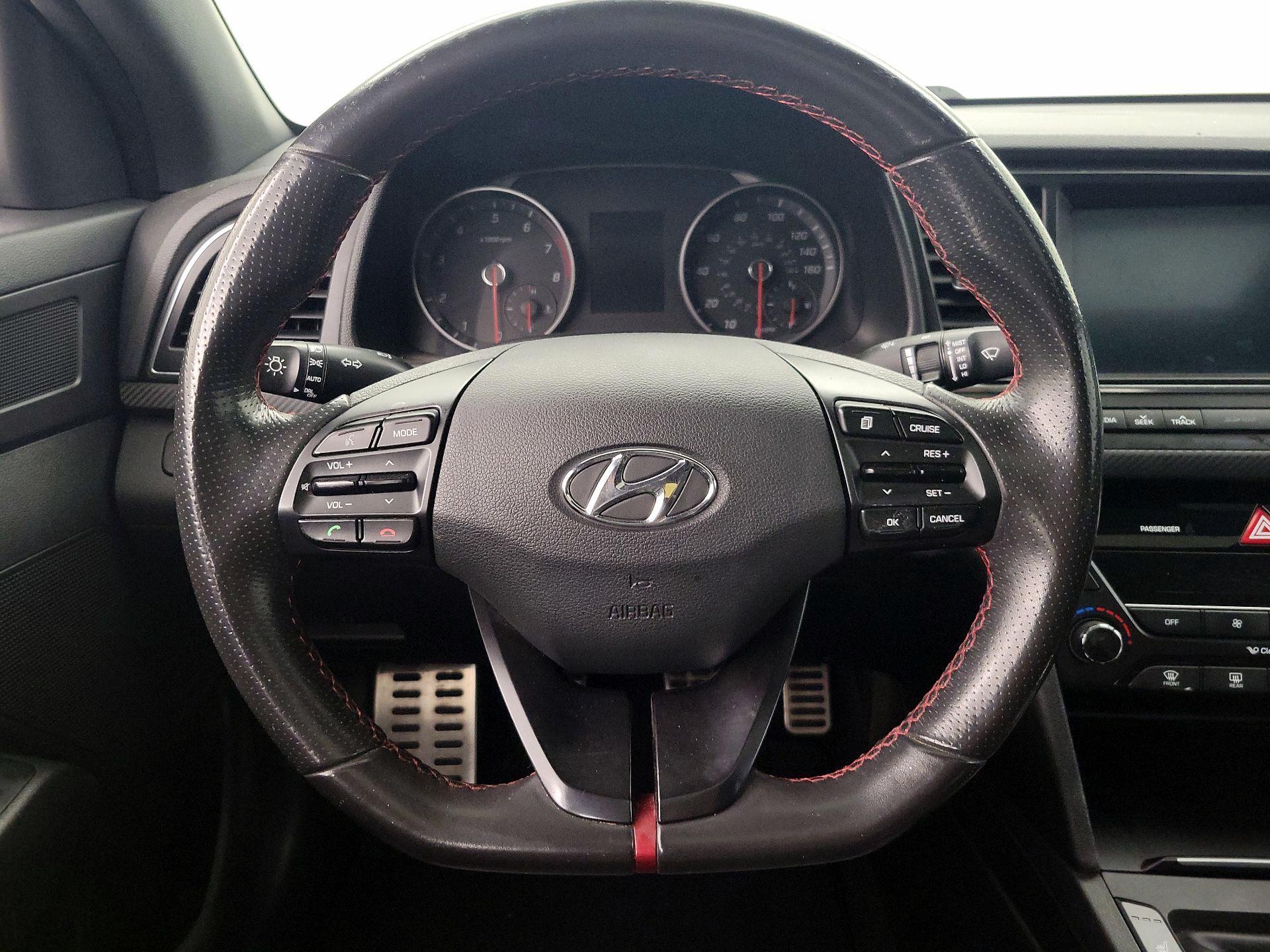 Thumbnail: 2018 Hyundai Elantra - 10