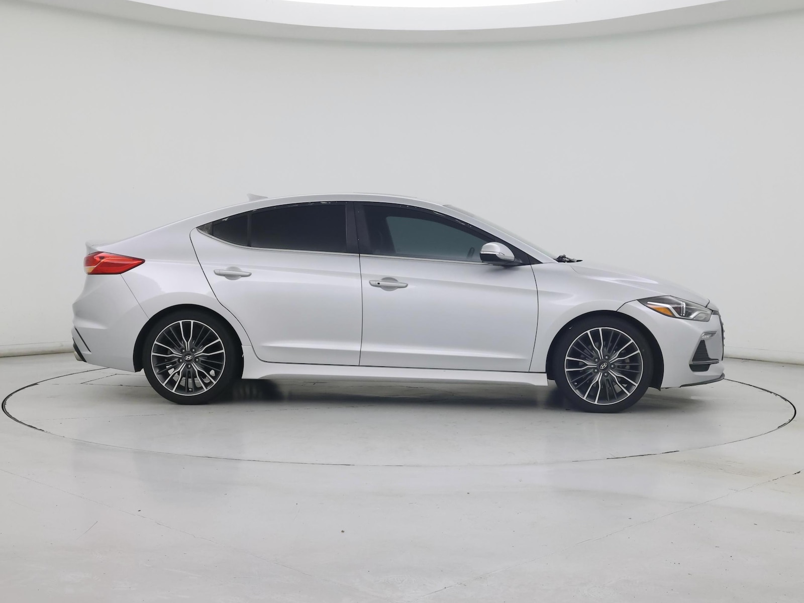 2018 Hyundai Elantra Sport - Photo 8