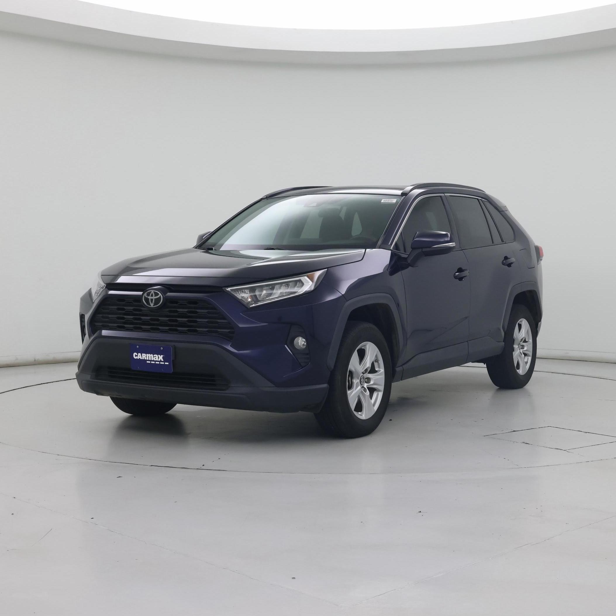 Thumbnail: 2019 Toyota RAV4 - 4