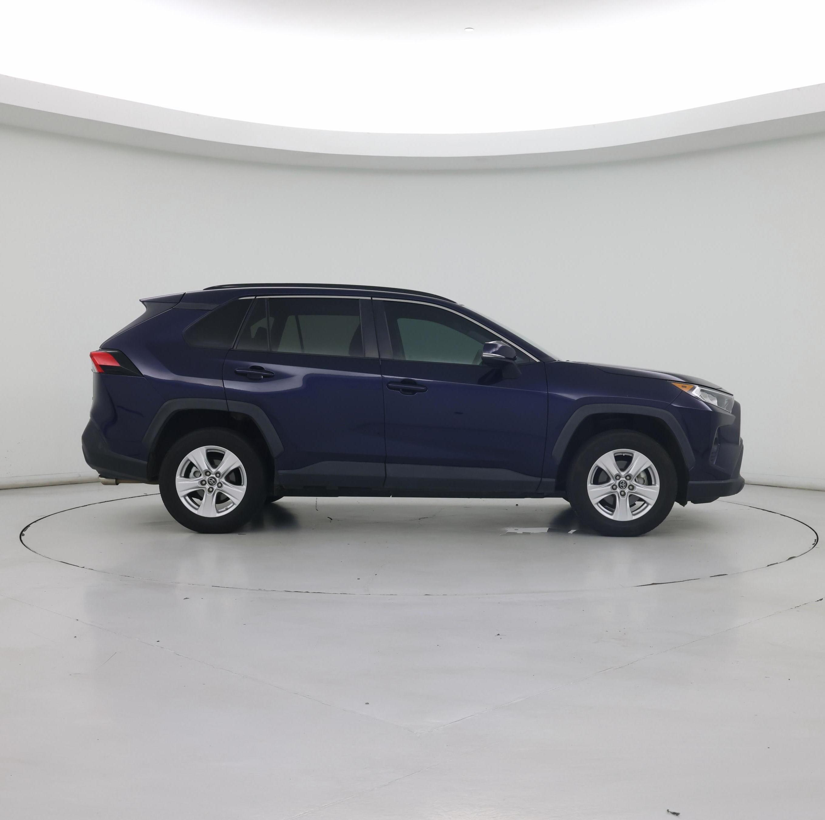 Thumbnail: 2019 Toyota RAV4 - 7