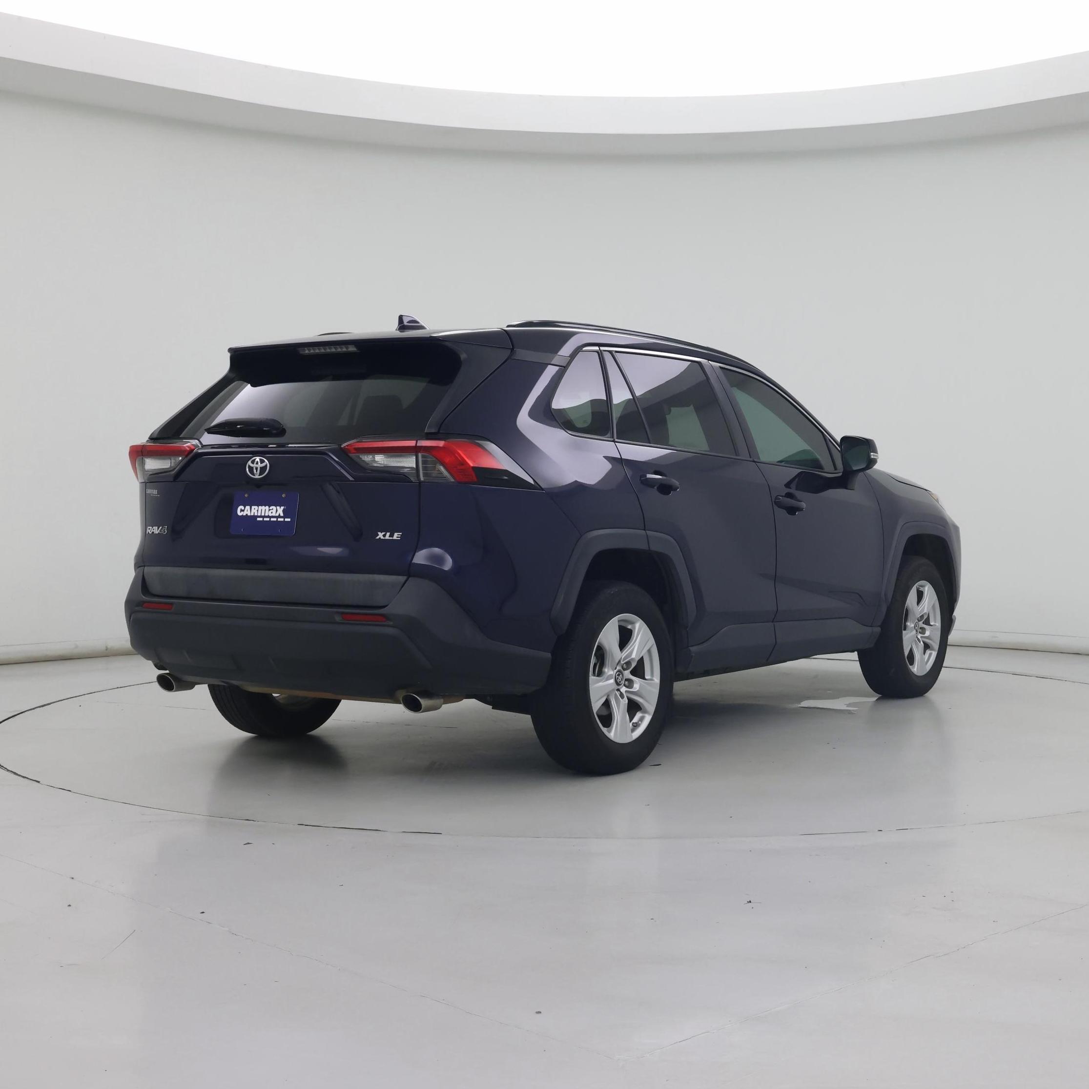 Thumbnail: 2019 Toyota RAV4 - 8