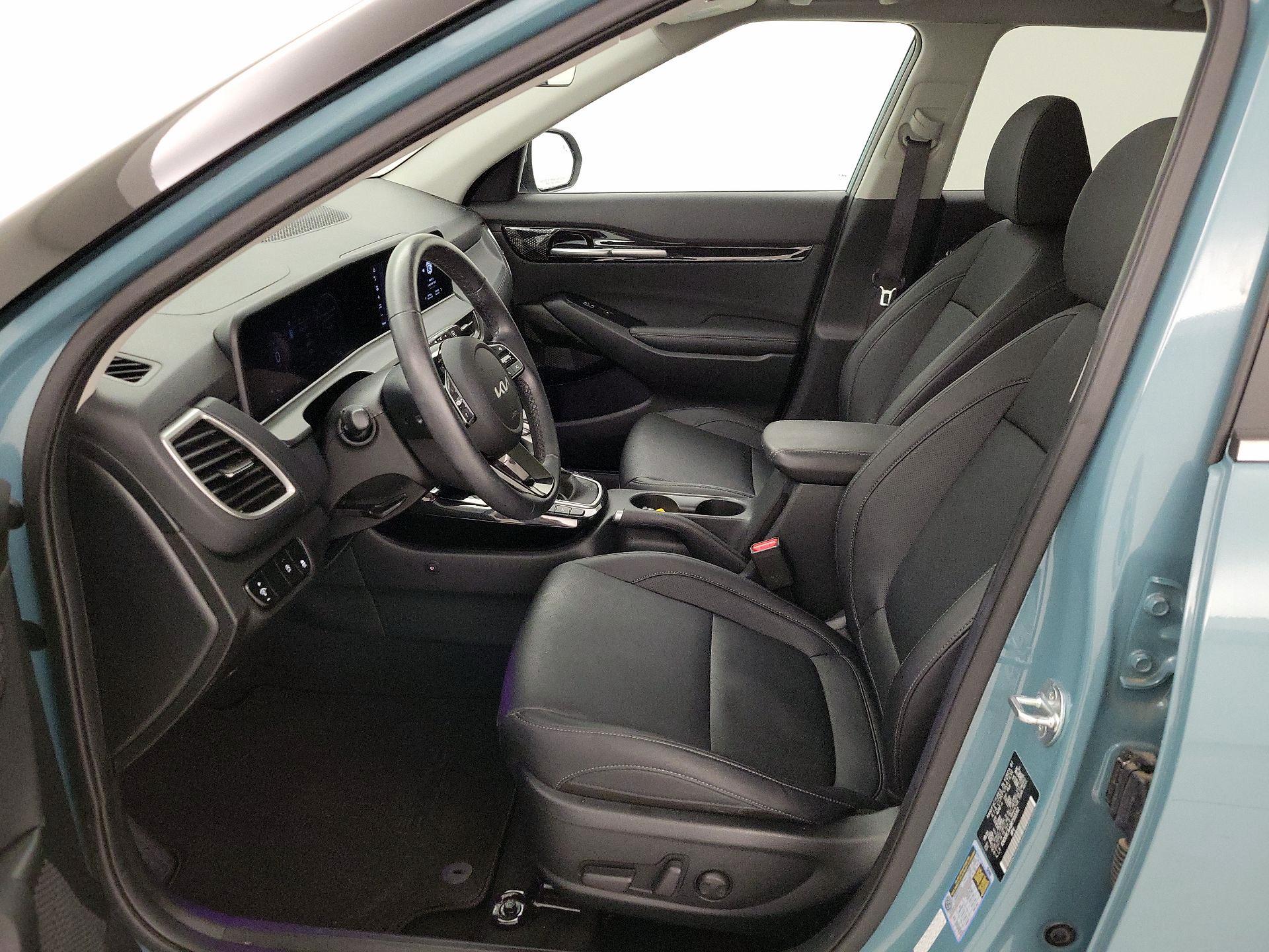 Thumbnail: 2024 Kia Seltos - 11